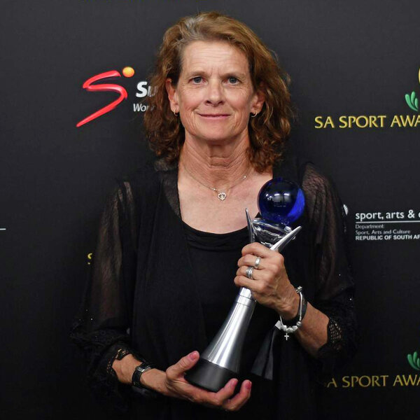 SUID-AFRIKA SE KAALVOETKONINGIN, ZOLA BUDD deur Jody Hendricks