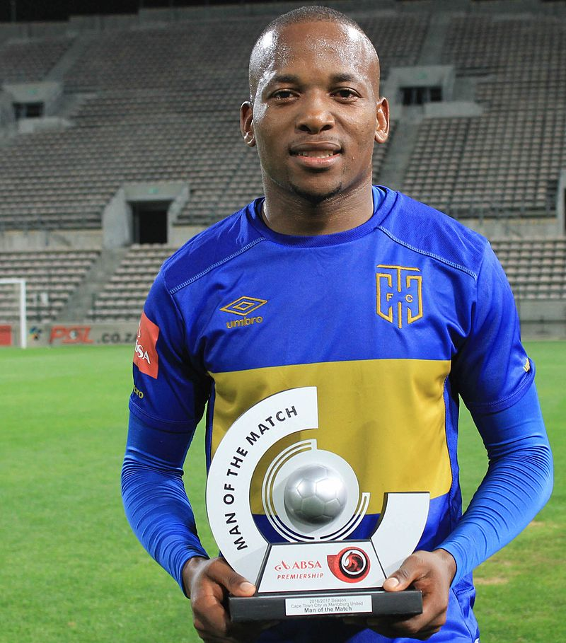 Motshameka gare wa setlhopha sa Cape Town City FC Aubrey Ngoma.
