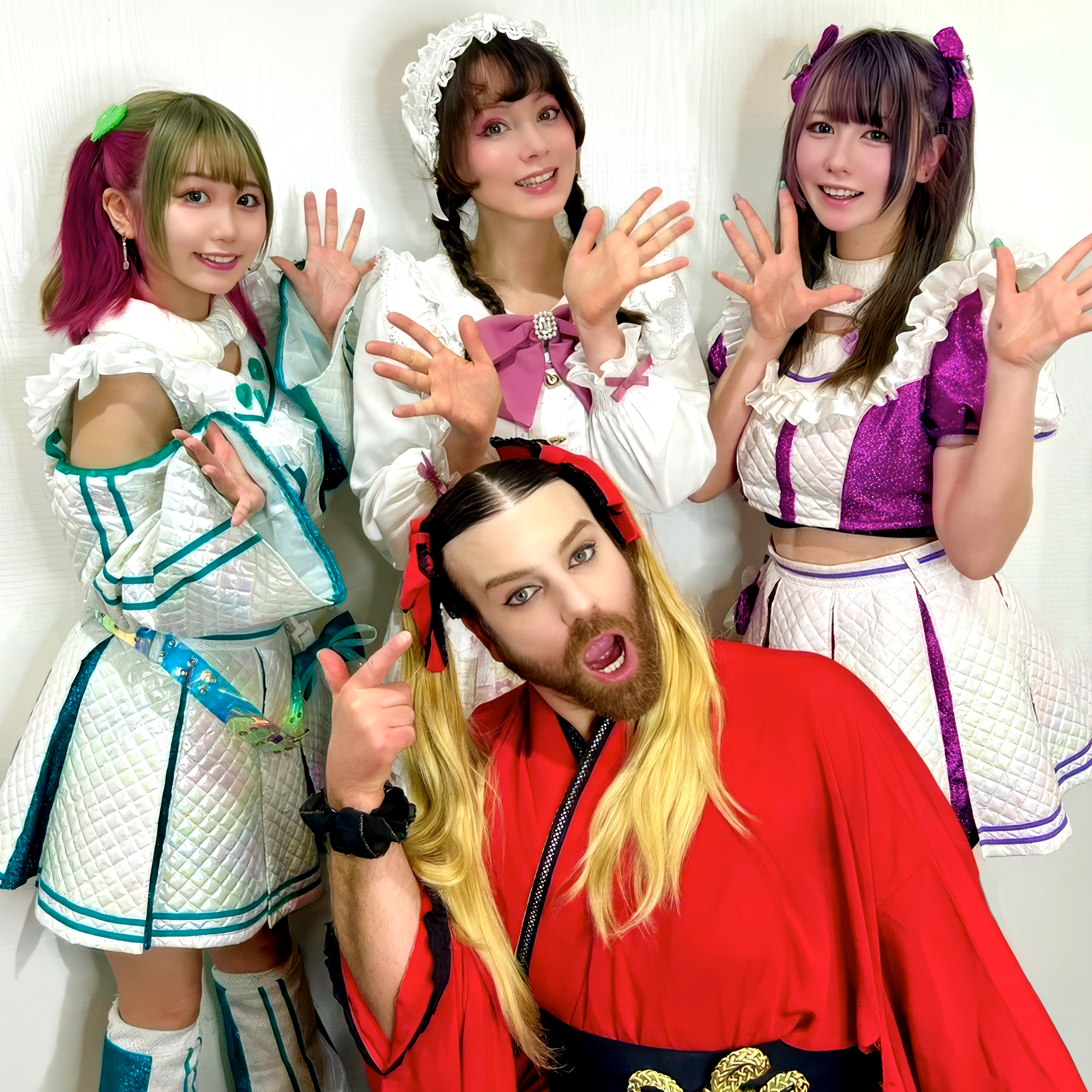 #150 - What's a RPG Idol Group?!? feat RiA & GUMi (Crazy Fantasy)