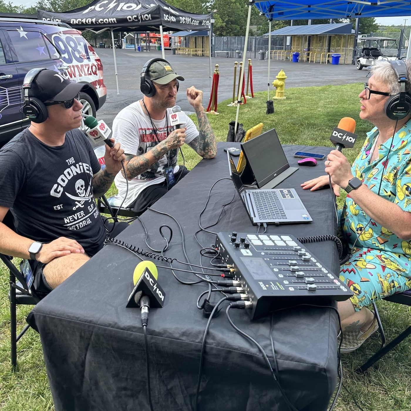 New Found Glory: Humidity Woes, New Music, Movie Covers, Charities They're Supporting And More! episode artwork