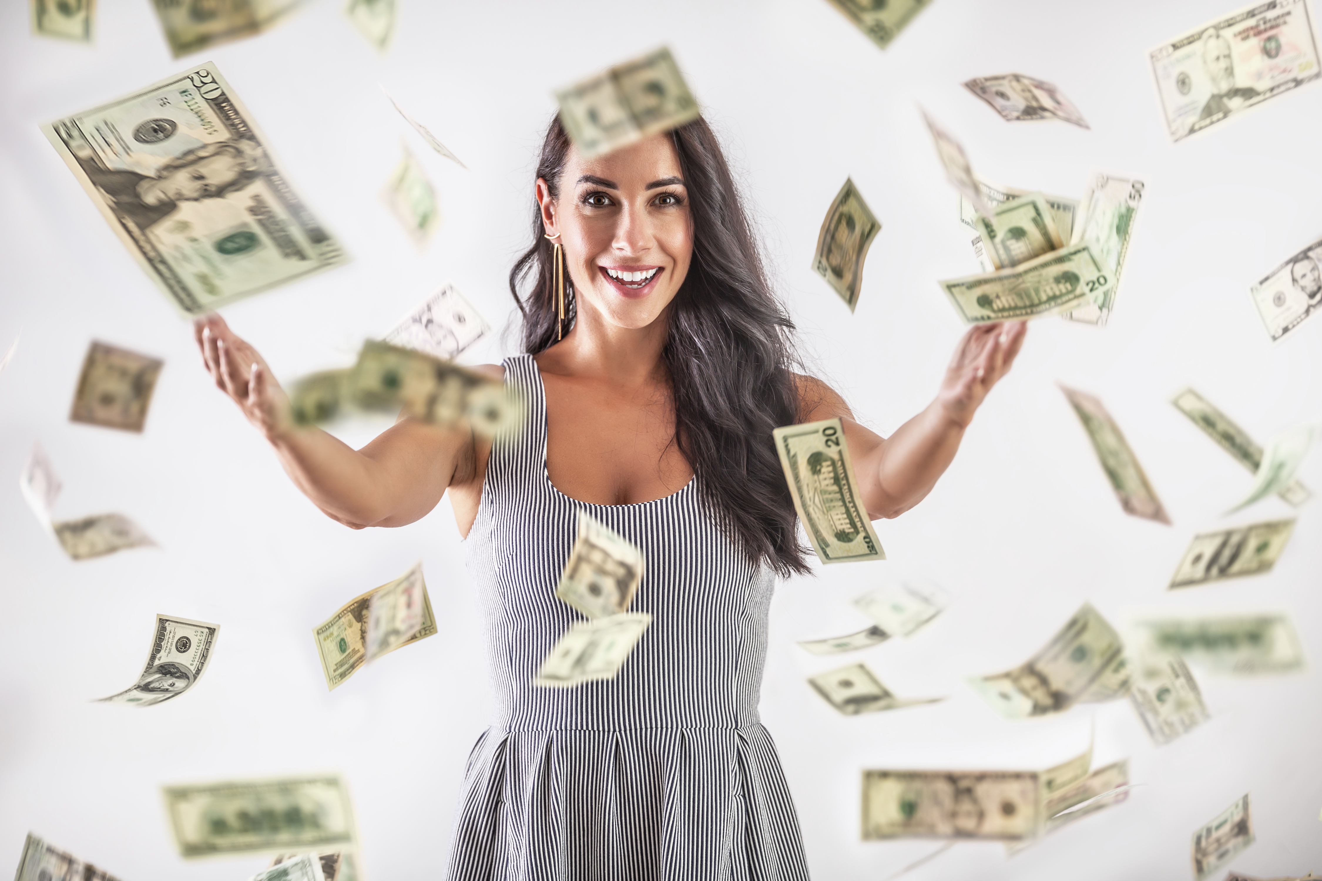 Win Ellen K's 1K Payday + Knott's Soak City Tickets & Ed Sheeran @ Sofi