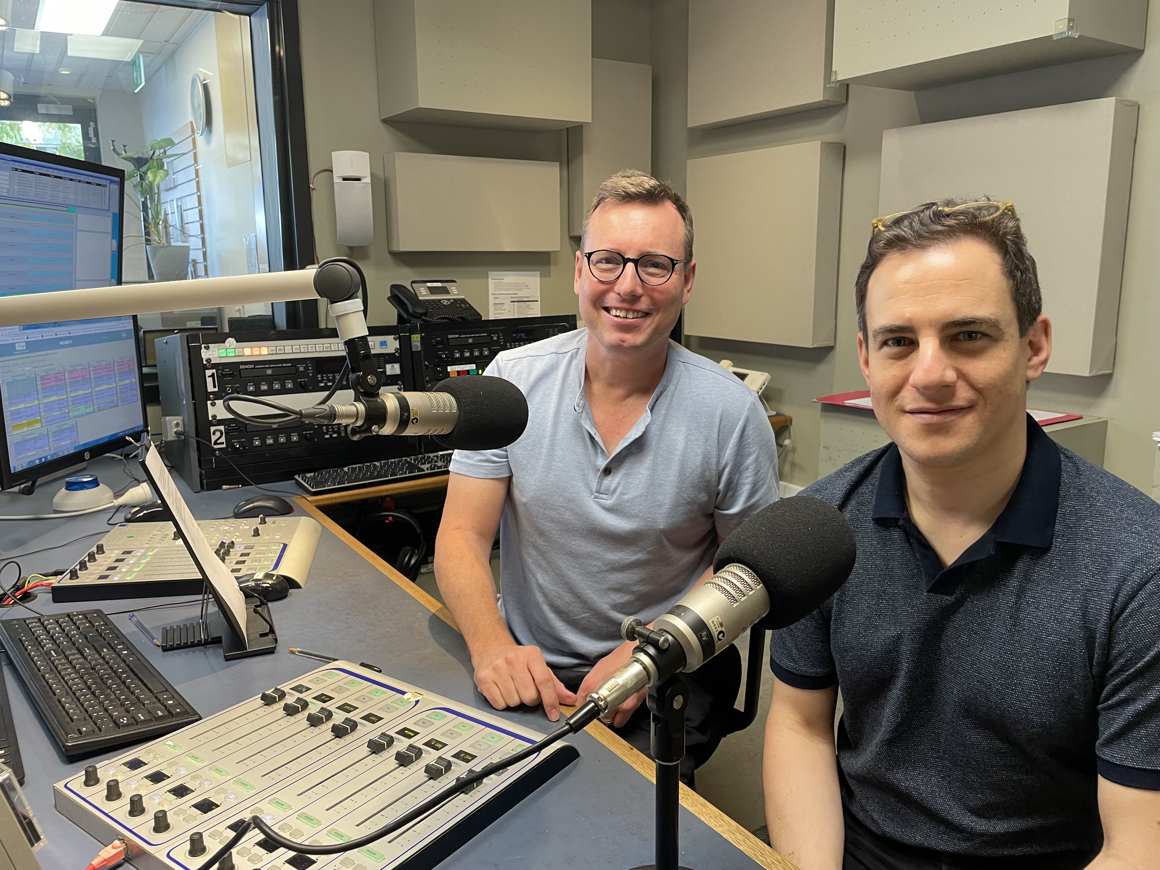 Fine Music Breakfast  - 20 April 2023 incl. studio guest Jack Liebeck after 8:05am