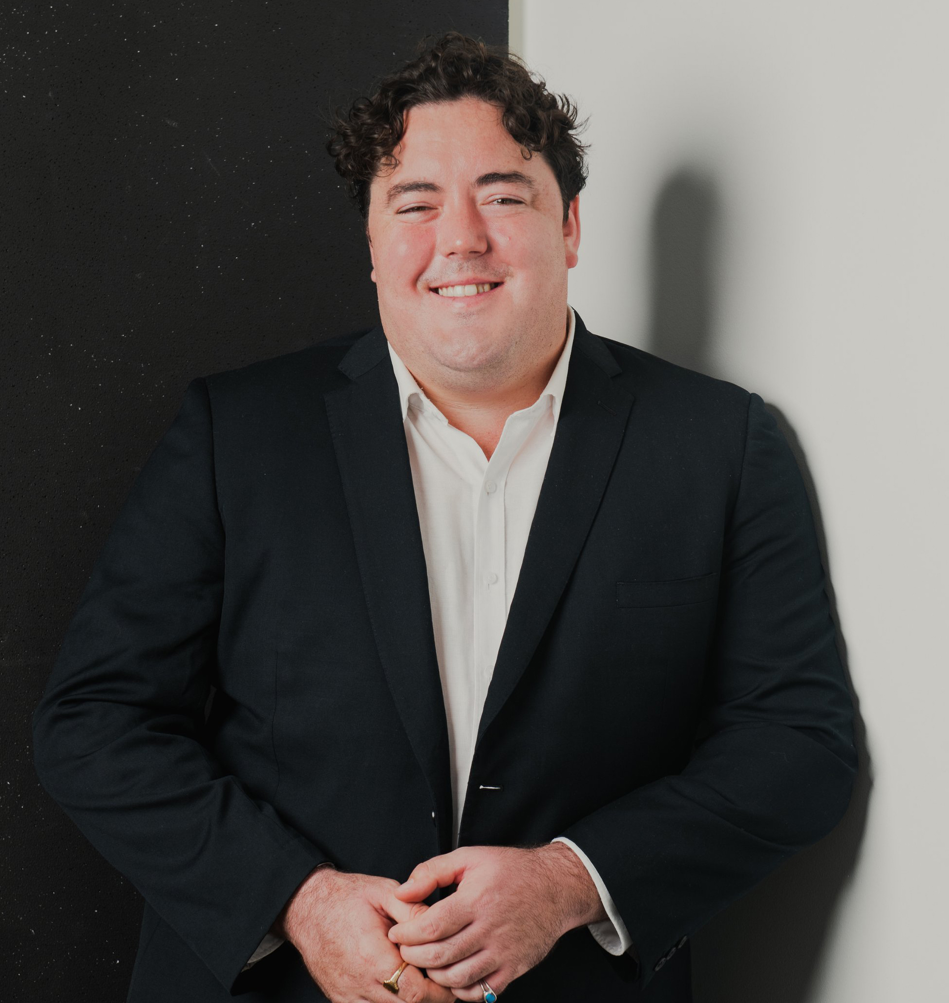 Fine Music Breakfast  - 5 April 2023 incl studio guest Andrew O’Connor after 8:05am