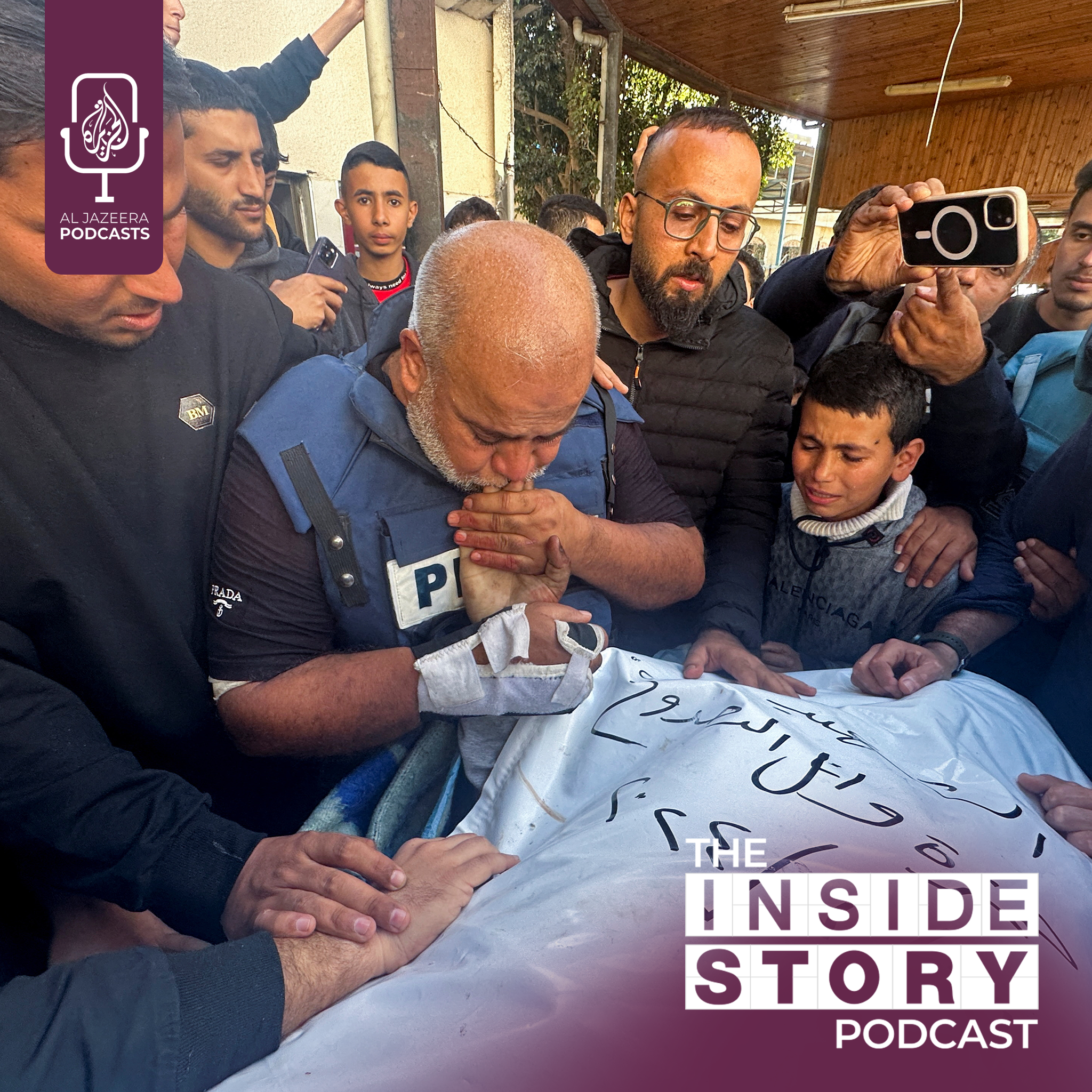 How does the international media view Israel's attacks on media workers?