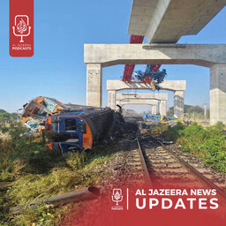 Train derailment in Thailand kills at least 22, Trump tells Iranians to "keep protesting"