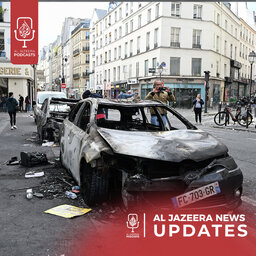 Protest damage across France, St Petersburg strikes