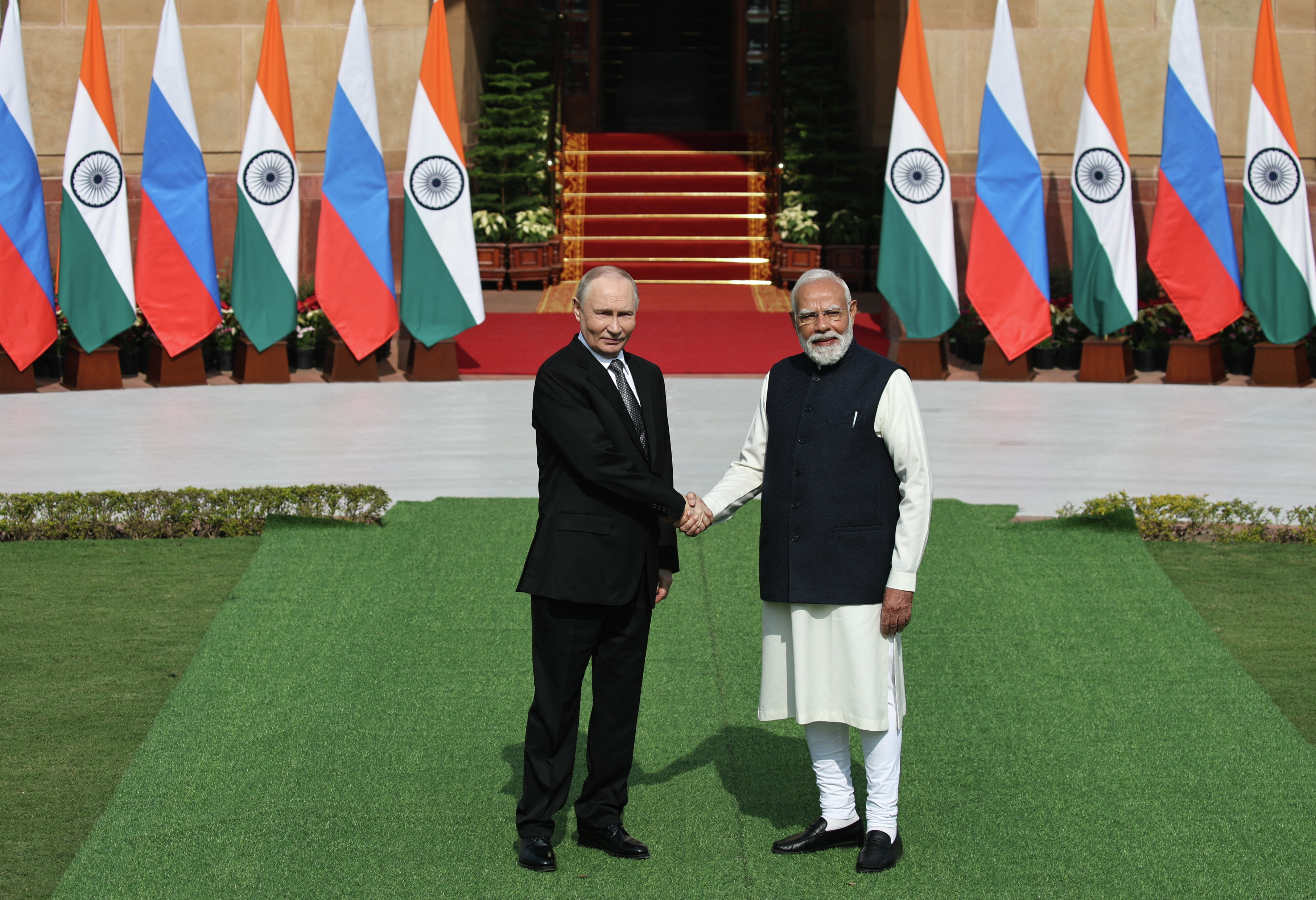 Putin in New Delhi: Summit to Boost Russia-India Trade