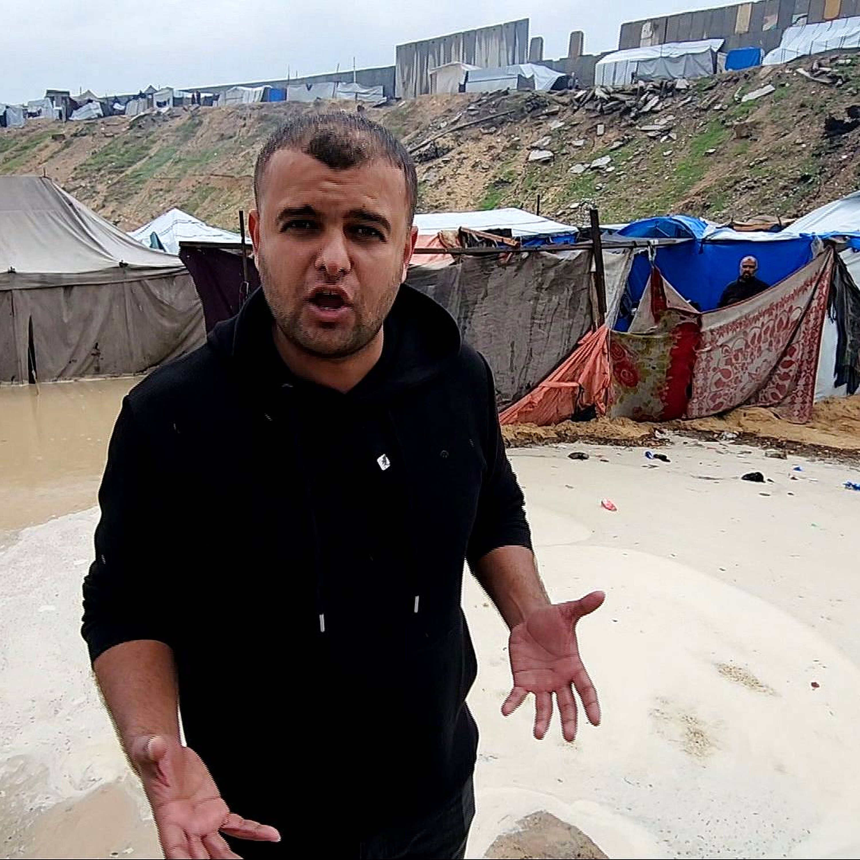 Unstoppable ‘nightmare’ as Storm lashes displacement camp in Gaza Unstoppable ‘nightmare’ as Storm lashes displacement camp in Gaza