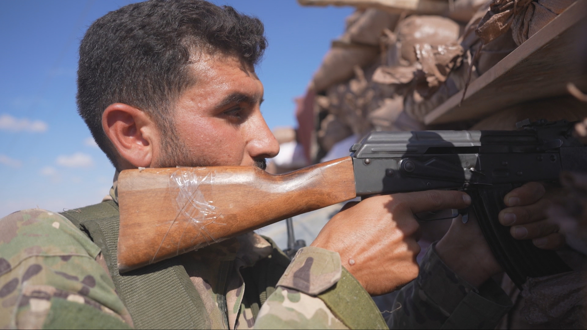 Tensions rise as Syrian forces and Kurdish fighters clash amid fragile ceasefire