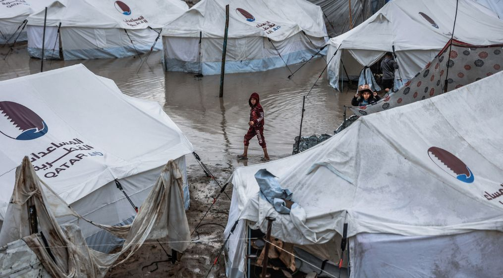 Sewage and floodwater swamp Gaza shelters amid infrastructure collapse