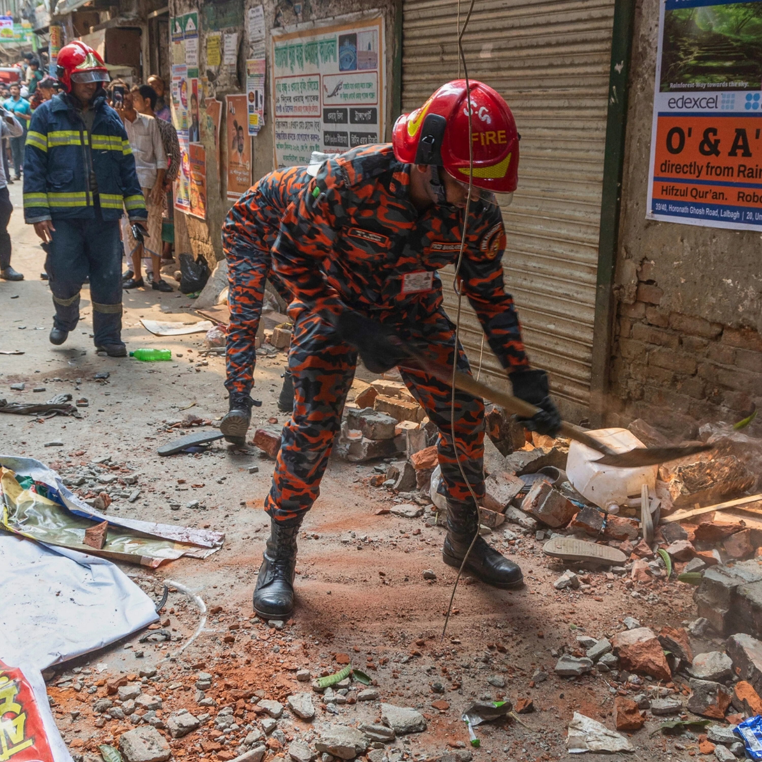 At least five killed as magnitude 5.5 earthquake hits Bangladesh At least five killed as magnitude 5.5 earthquake hits Bangladesh