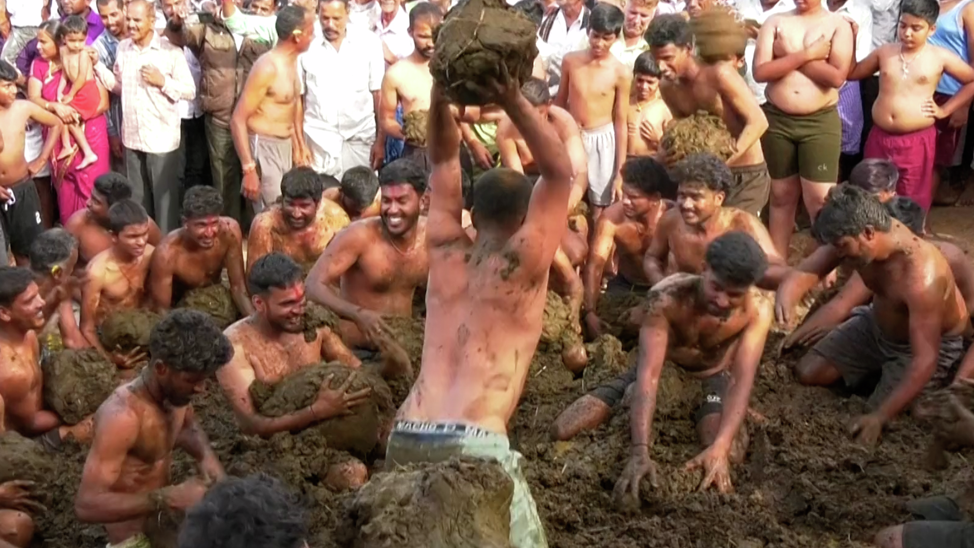 Indian village celebrates end of Diwali with cow dung fight