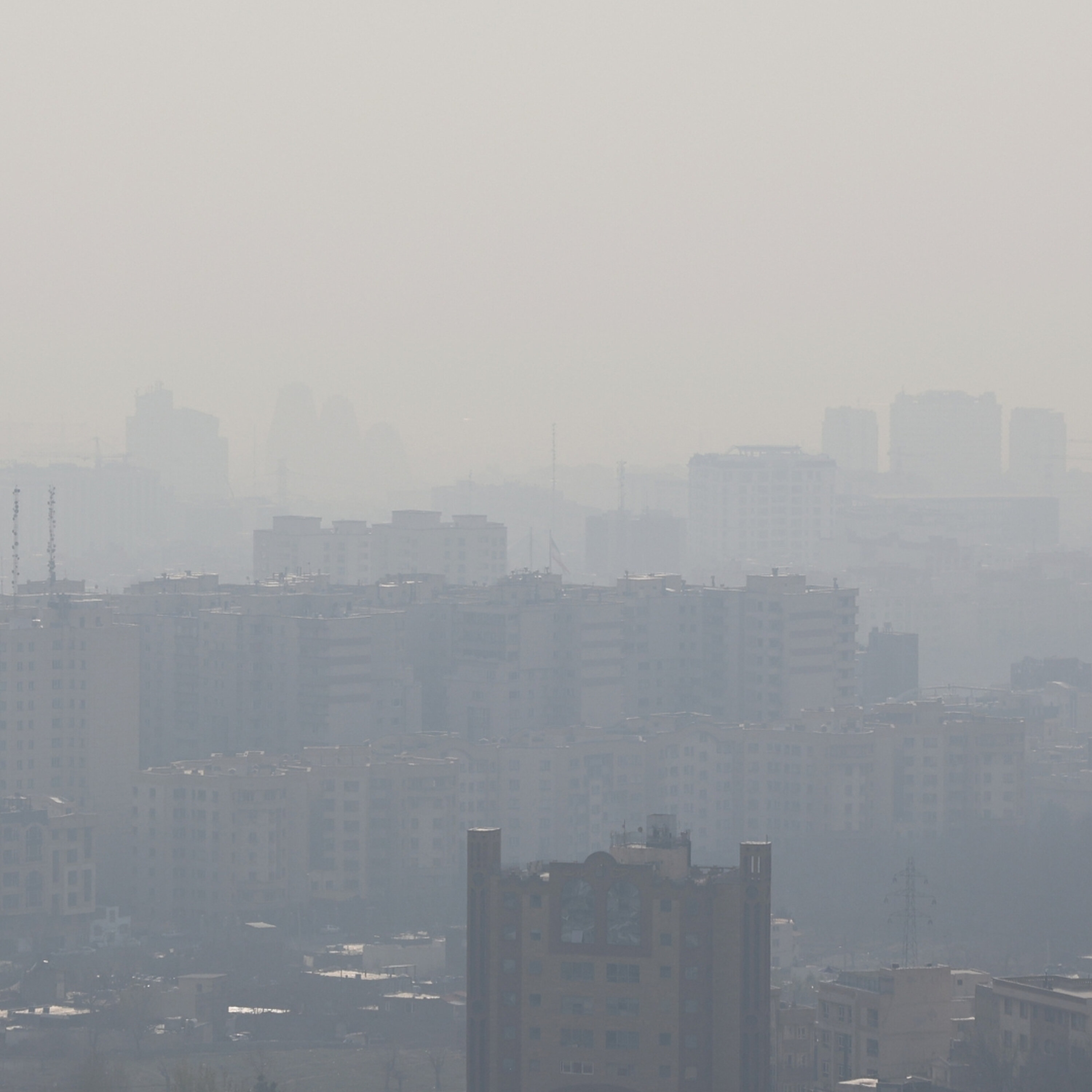 Air pollution grips Tehran: Invisible toxins turn air into daily threat Air pollution grips Tehran: Invisible toxins turn air into daily threat