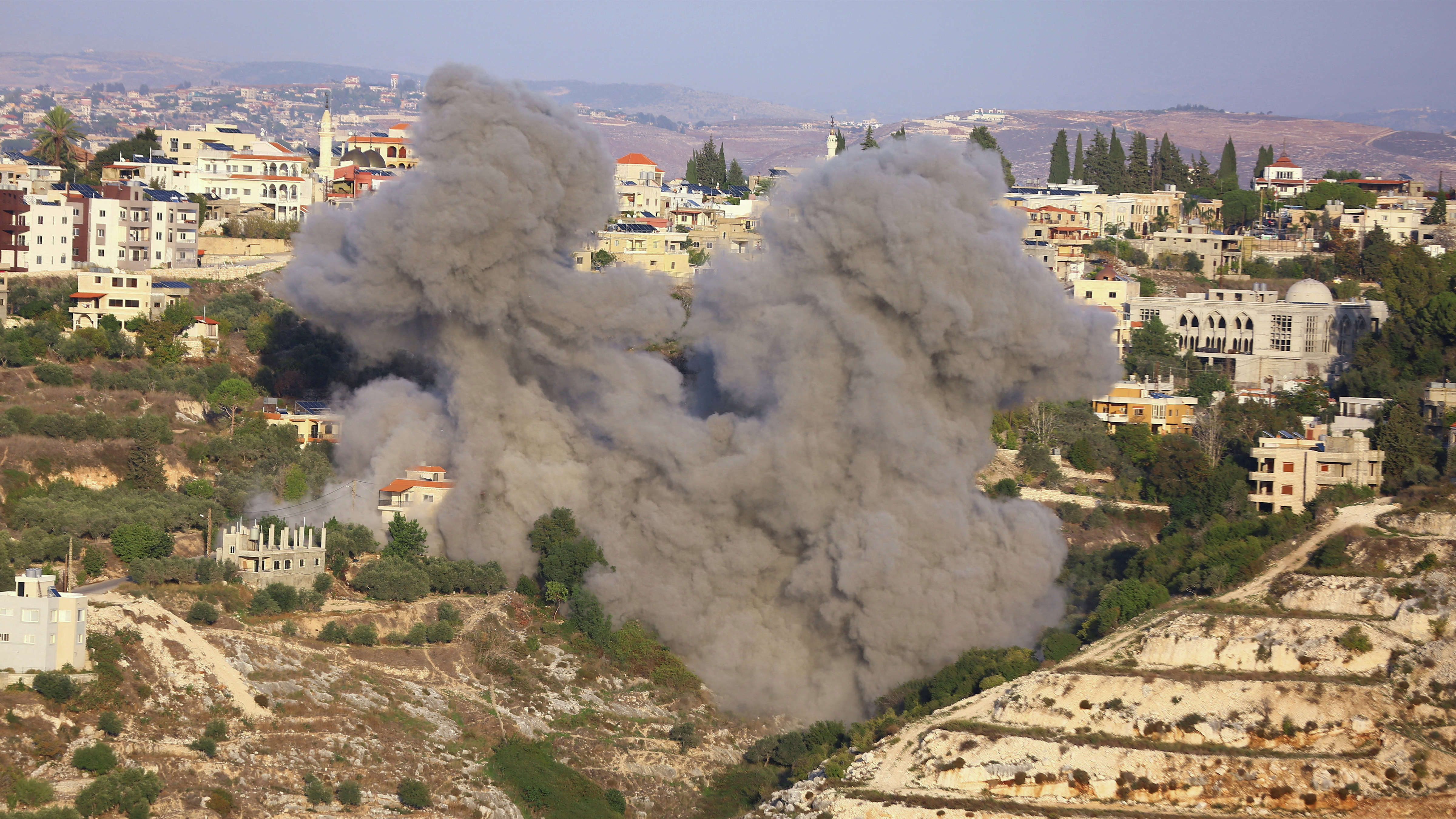 Videos show the moment Israel bombed villages in southern Lebanon