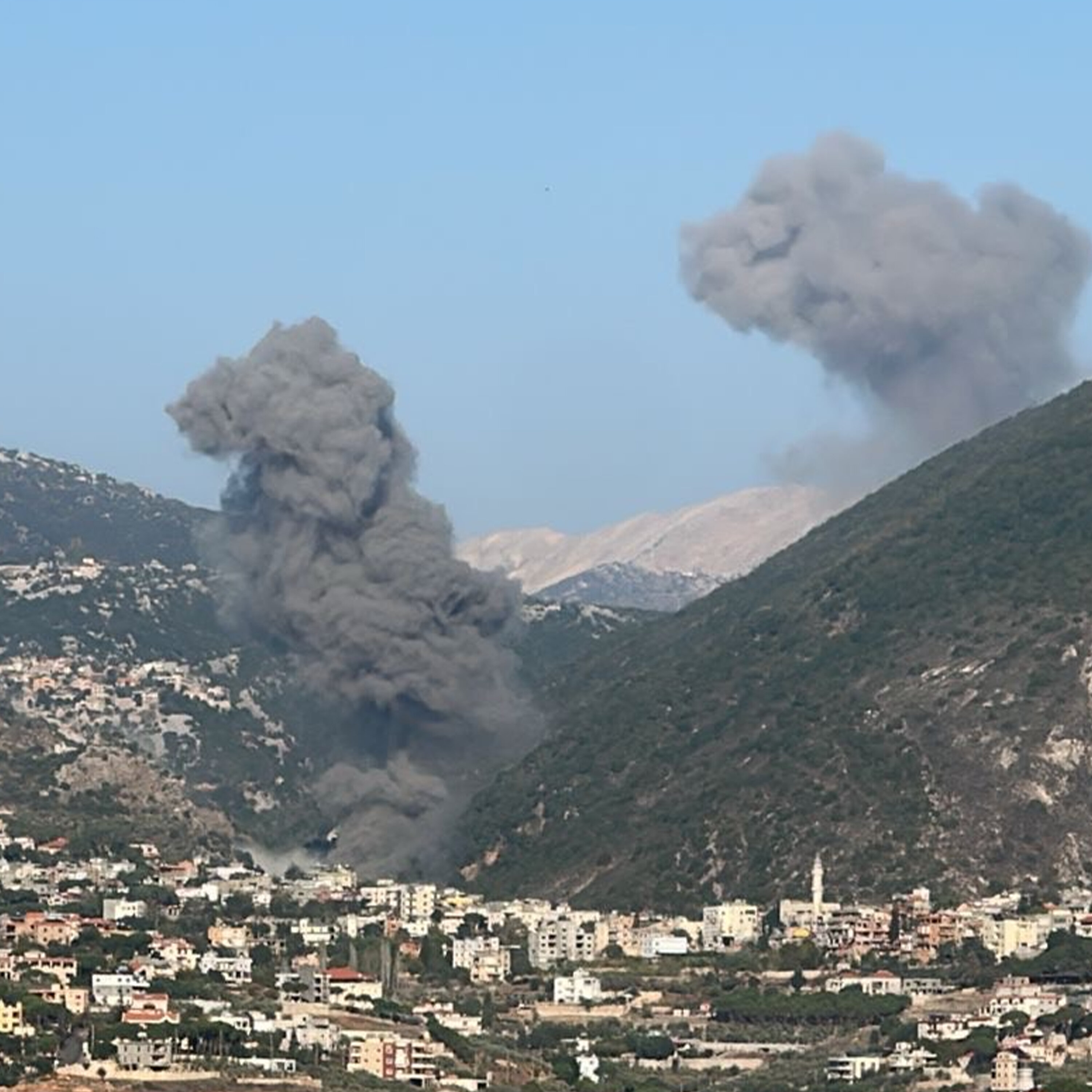 Israeli air strikes hit villages in southern Lebanon on ceasefire anniversary Israeli air strikes hit villages in southern Lebanon on ceasefire anniversary