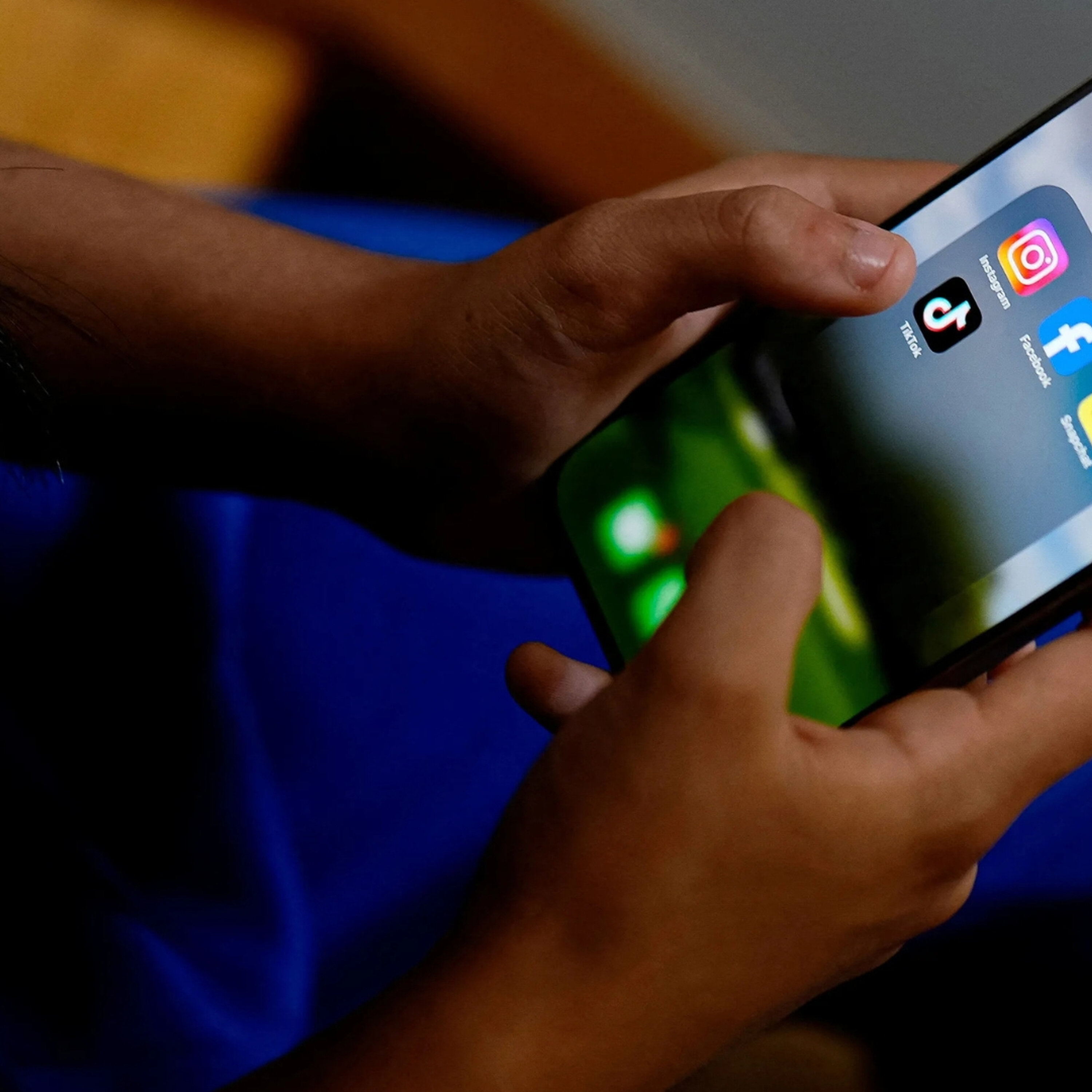 Australia social media ban: Under-16s social media accounts to be taken down Australia social media ban: Under-16s social media accounts to be taken down