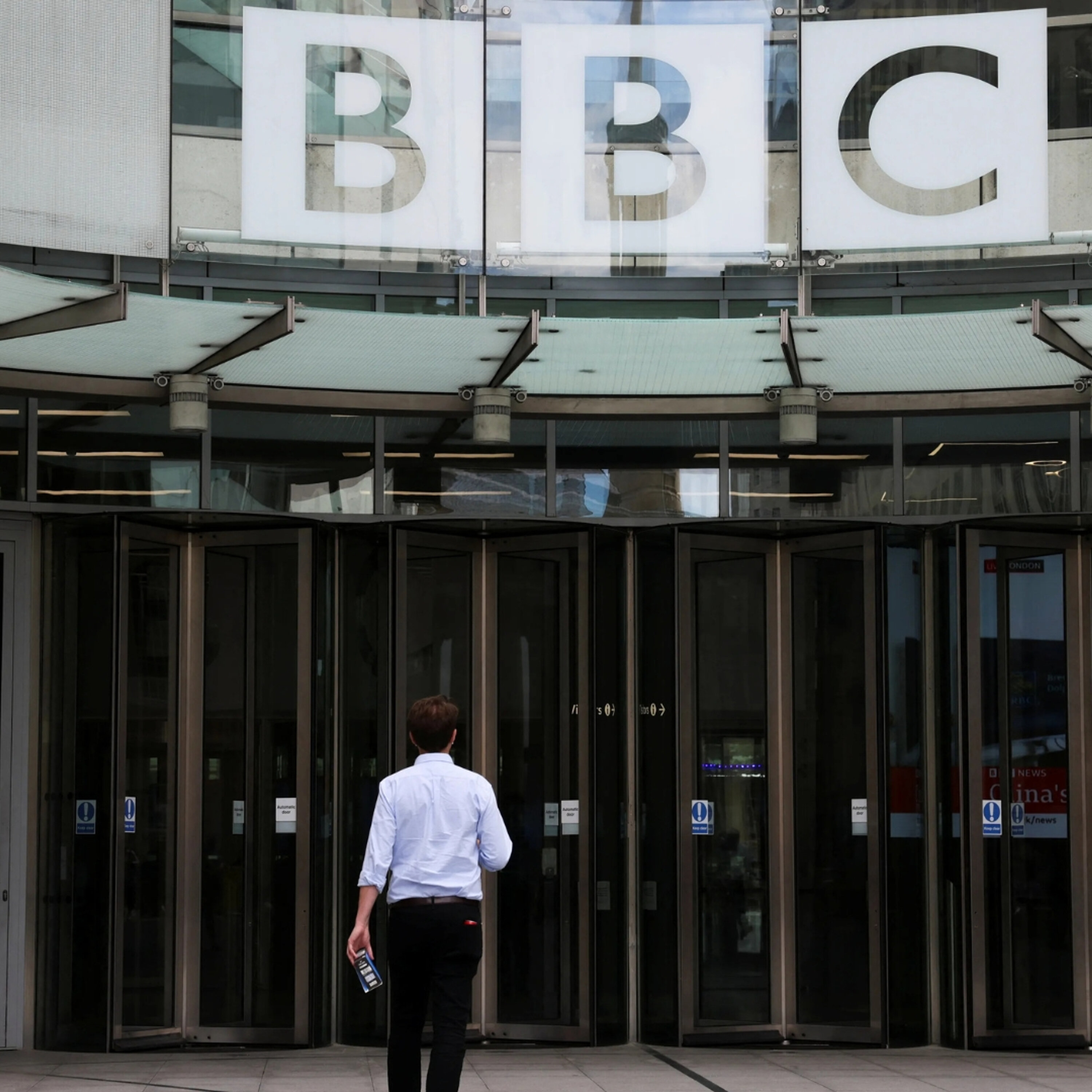 Trump threatens legal action: BBC criticised for misleading editing in documentary Trump threatens legal action: BBC criticised for misleading editing in documentary