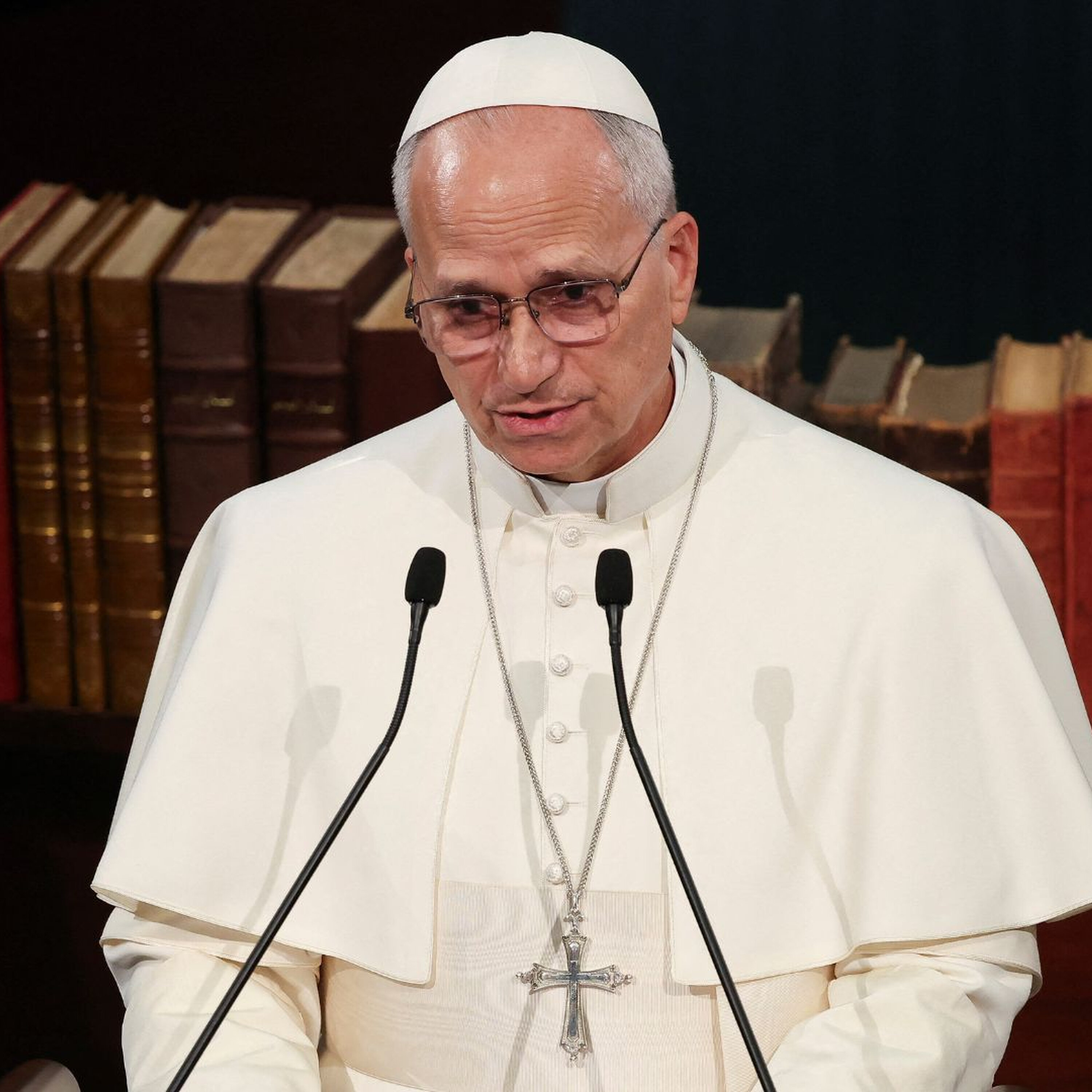 Pope Leo XIV delivers message of peace, unity in Turkiye on his first foreign trip as pontiff Pope Leo XIV delivers message of peace, unity in Turkiye on his first foreign trip as pontiff