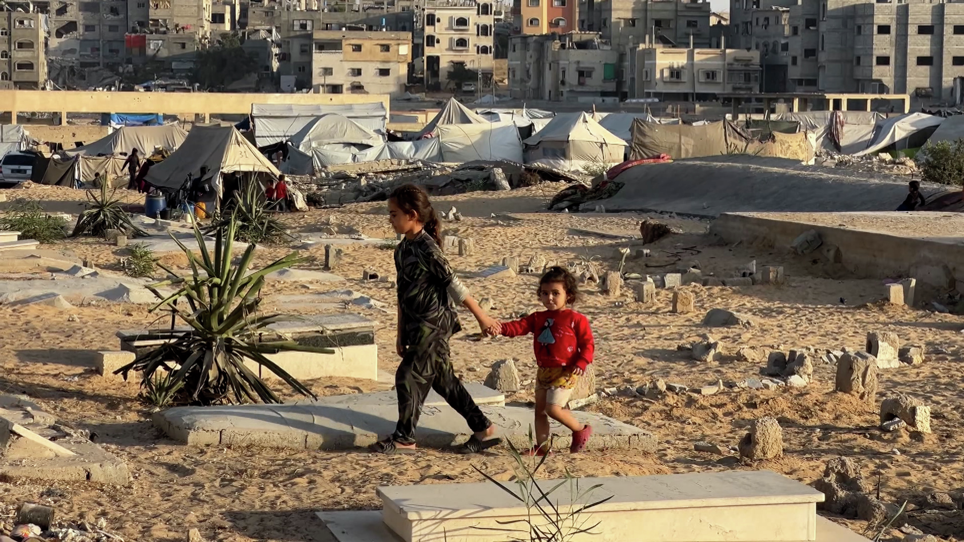 Displaced Palestinians forced to live in Gaza’s graveyards