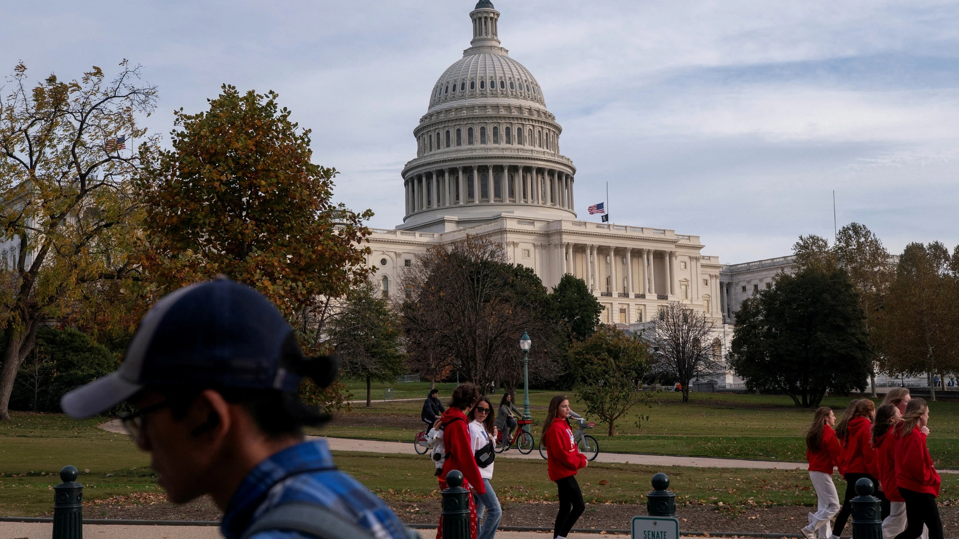 US government shutdown: Senators vote on funding package to end shutdown