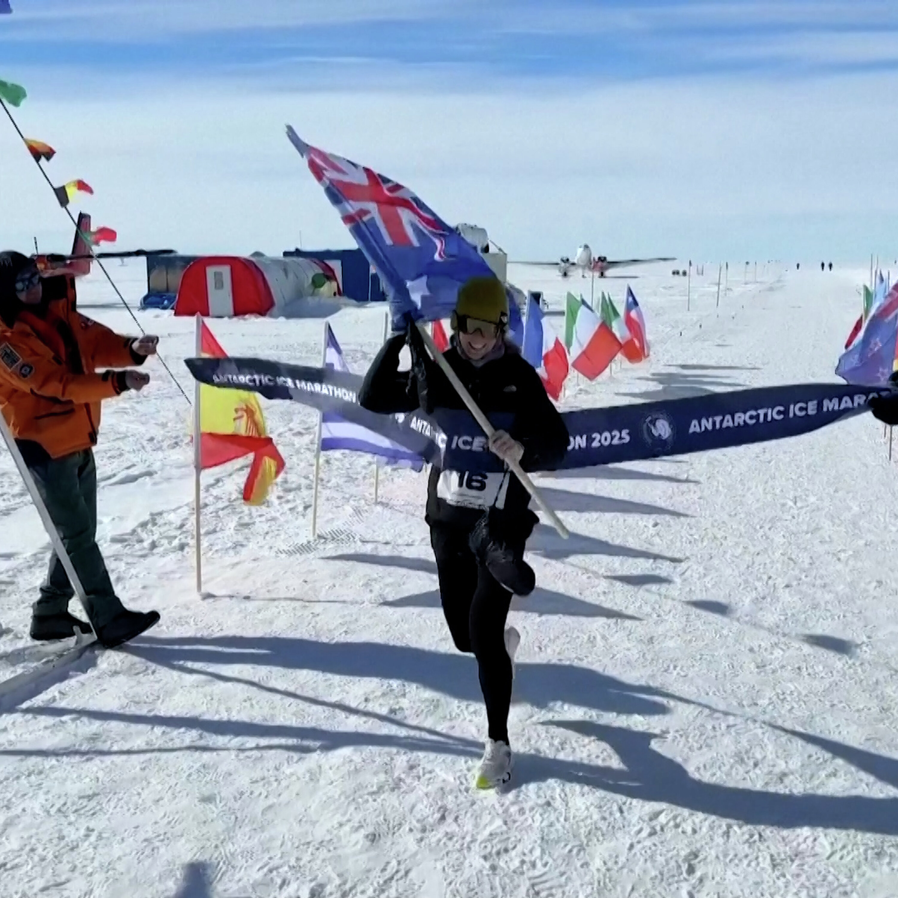 Australian athlete becomes first female winner of Antarctic Ice Marathon Australian athlete becomes first female winner of Antarctic Ice Marathon