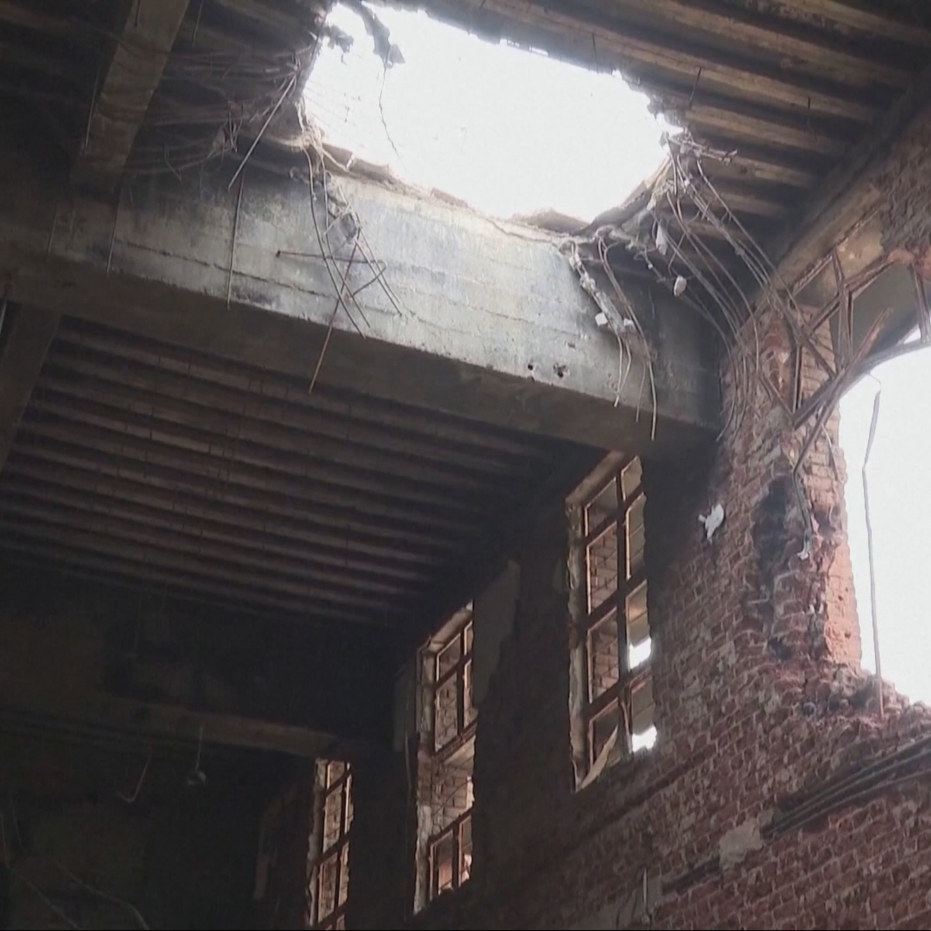 Sudan’s Khartoum residents rebuild war‑torn campuses, restoring hope for education Sudan’s Khartoum residents rebuild war‑torn campuses, restoring hope for education