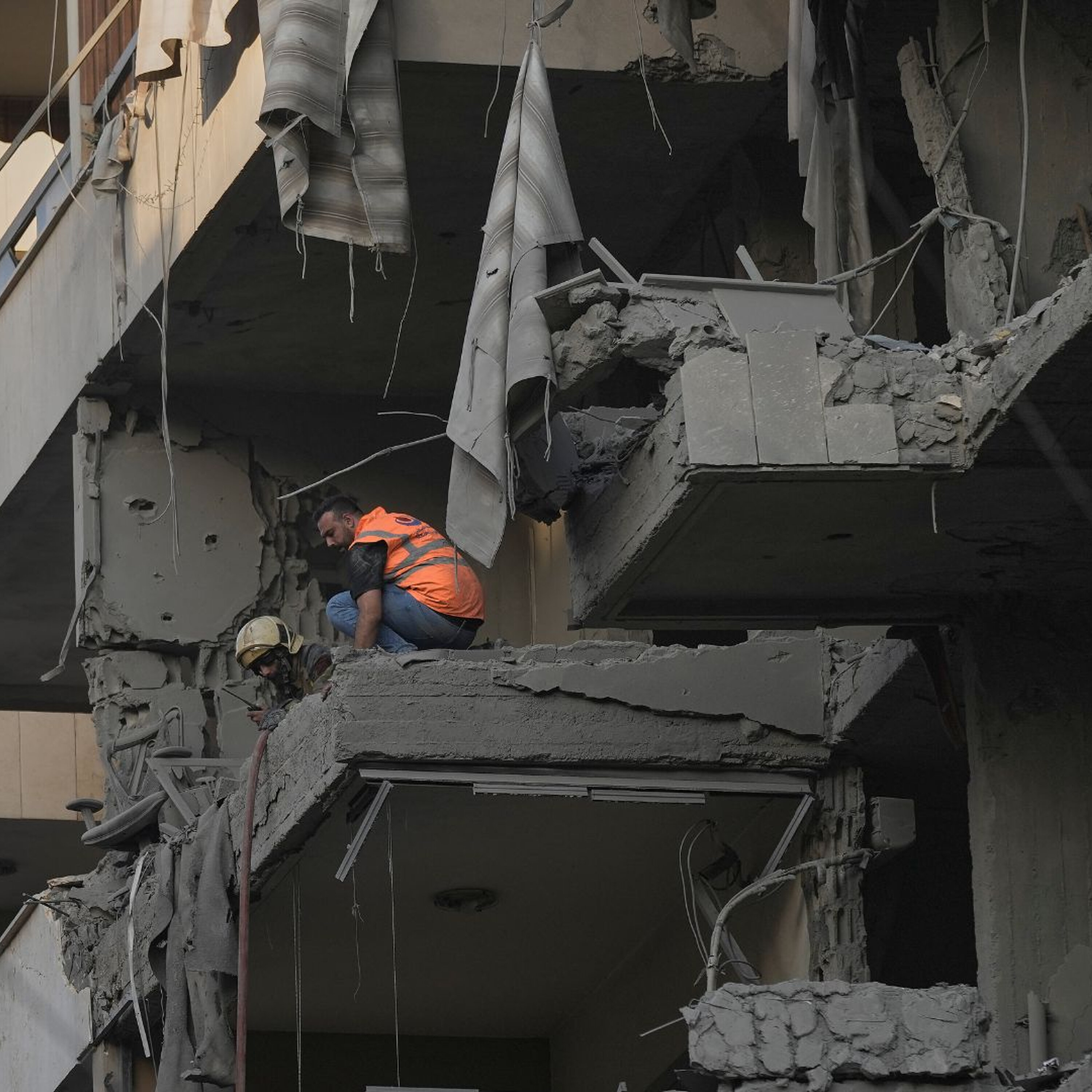 Israel attacks Lebanon’s capital, says top Hezbollah official ‘eliminated’ Israel attacks Lebanon’s capital, says top Hezbollah official ‘eliminated’