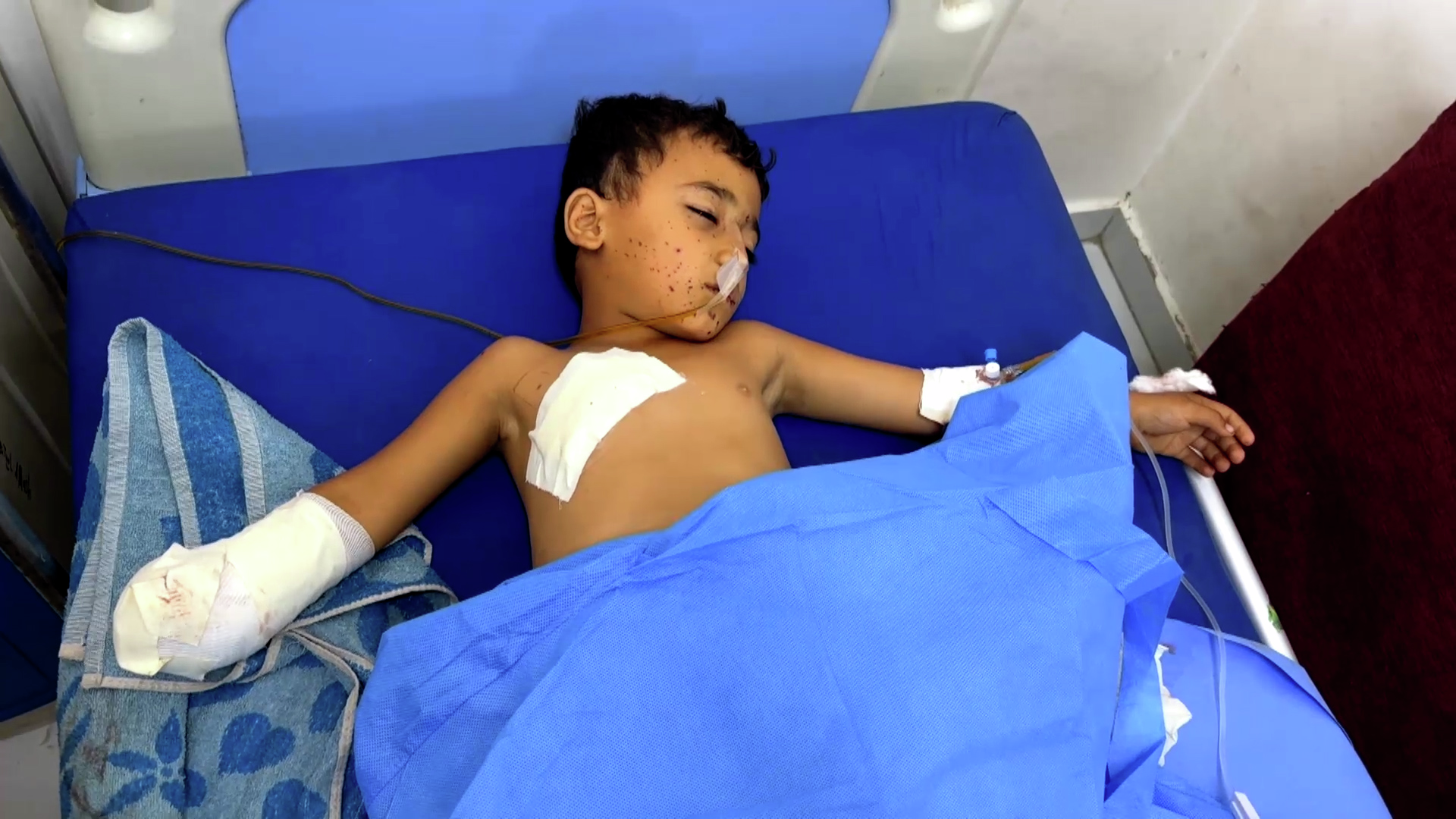 Unexploded Israeli bombs threaten lives in Gaza