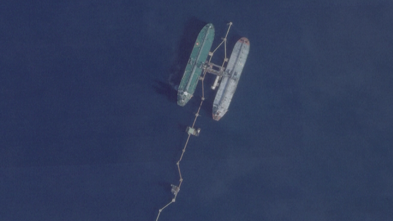 Trump orders naval blockade targeting Venezuelan oil