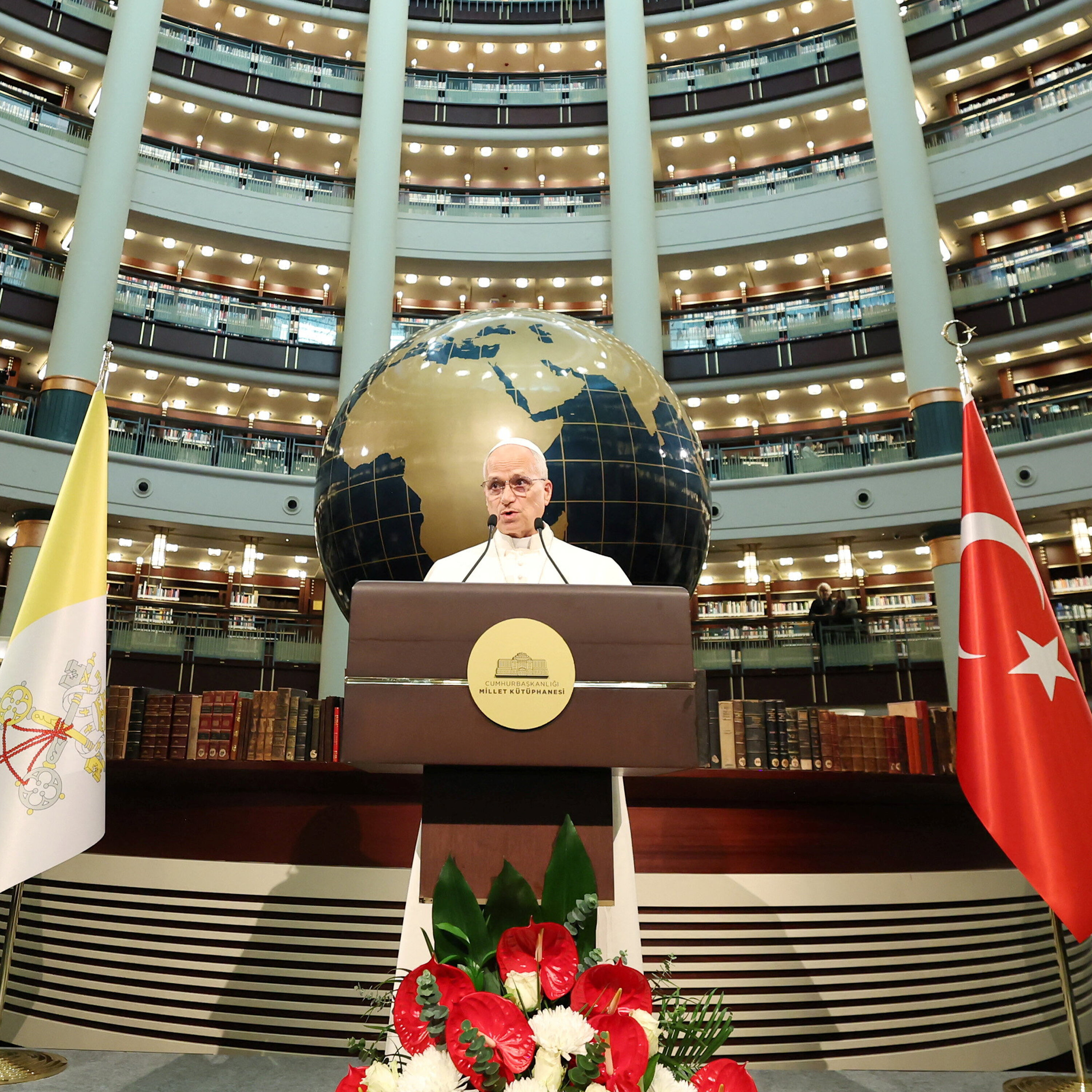 Pope Leo warns ‘future of humanity is at stake’ during Turkiye visit Pope Leo warns ‘future of humanity is at stake’ during Turkiye visit