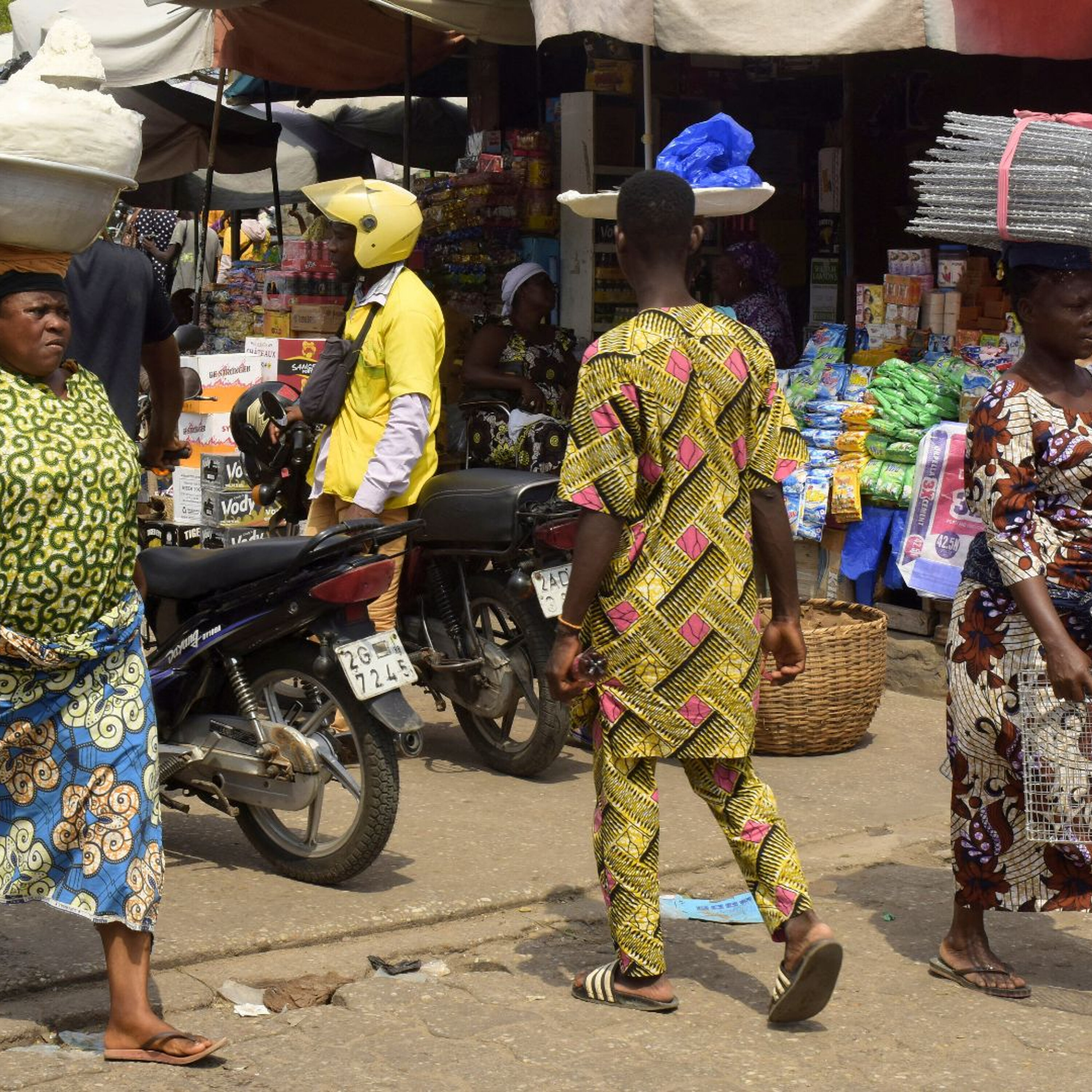 Calm returns to Benin after failed coup attempt Calm returns to Benin after failed coup attempt