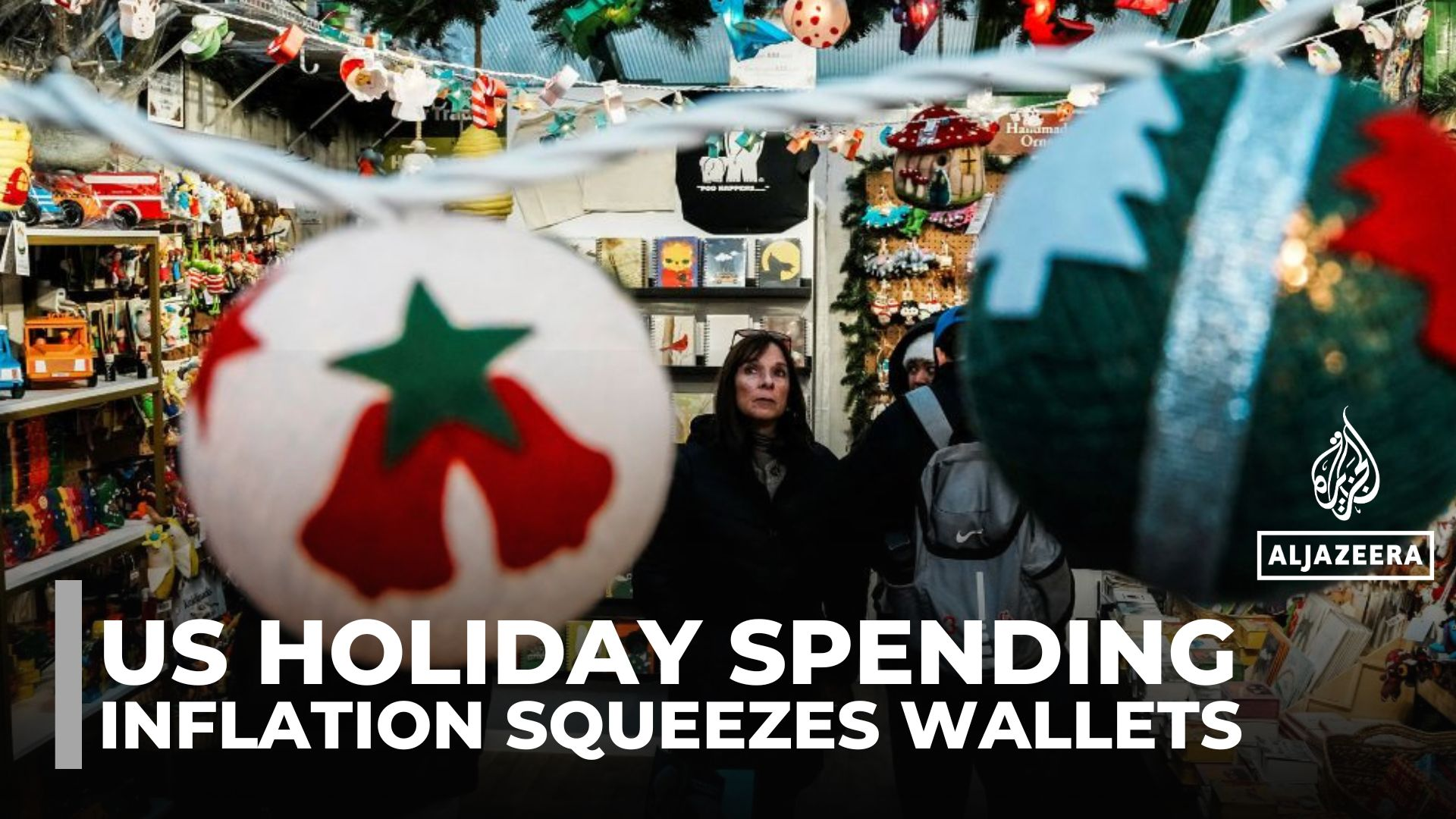 US holiday spending hits 20-year high as shoppers worry about rising costs