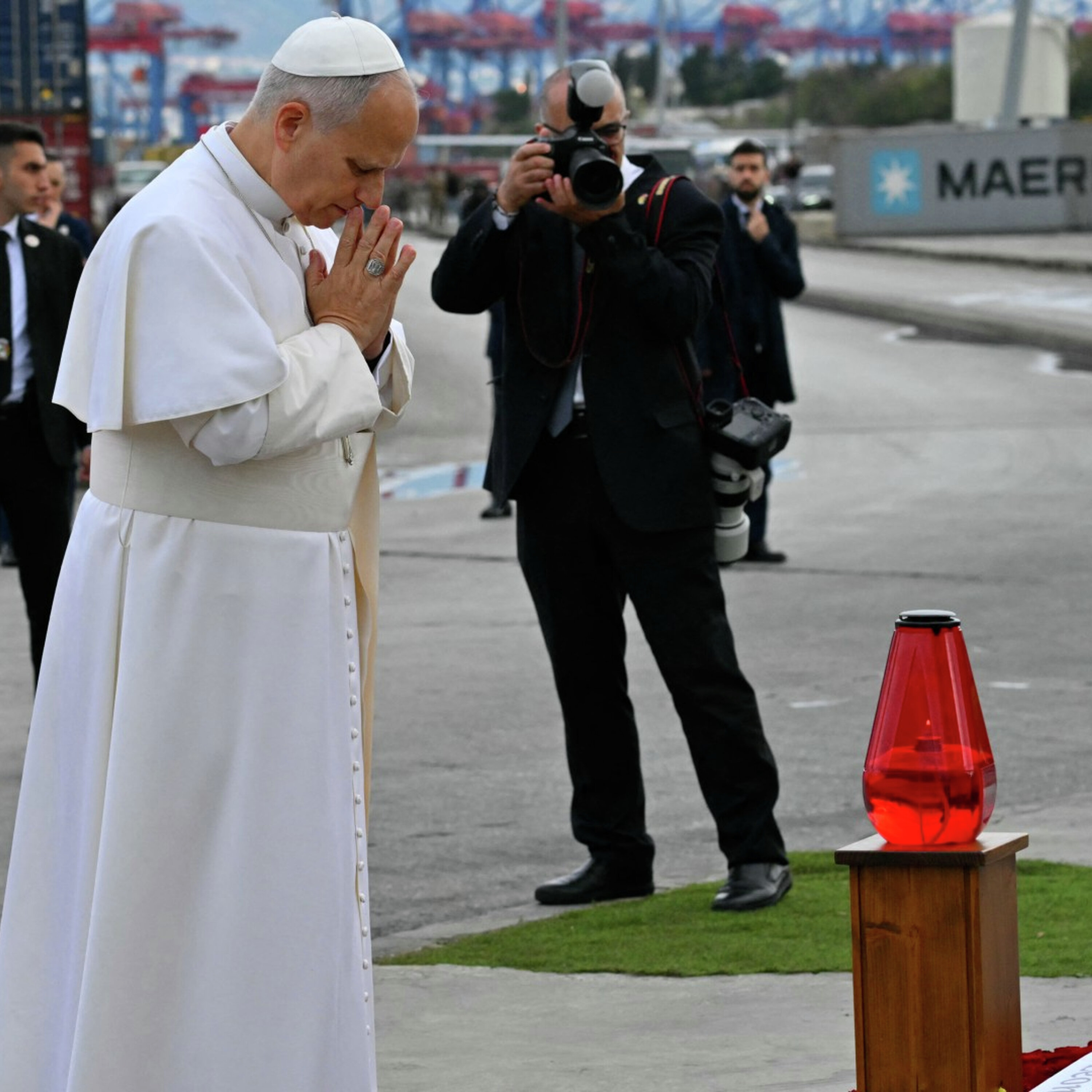 Pope Leo wraps up Lebanon visit with prayers at site of Beirut port blast Pope Leo wraps up Lebanon visit with prayers at site of Beirut port blast