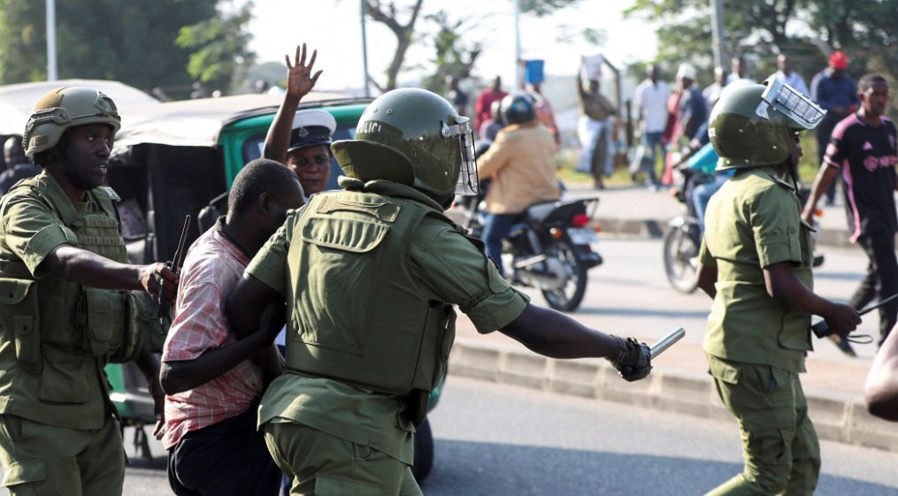 Tanzania elections: Government accused of a crackdown on opposition