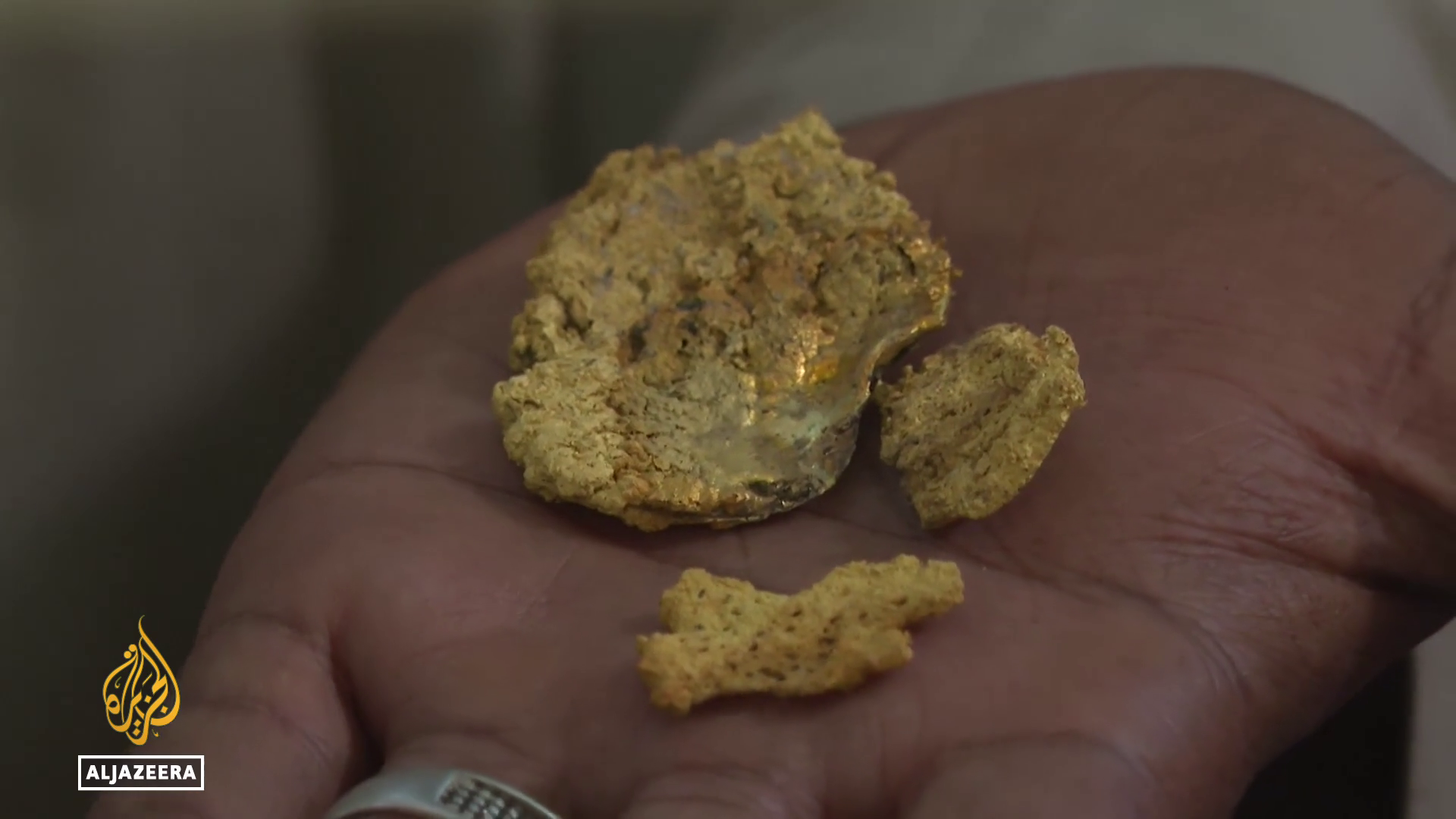 Illegal gold exports: Minerals fuelling warring sides