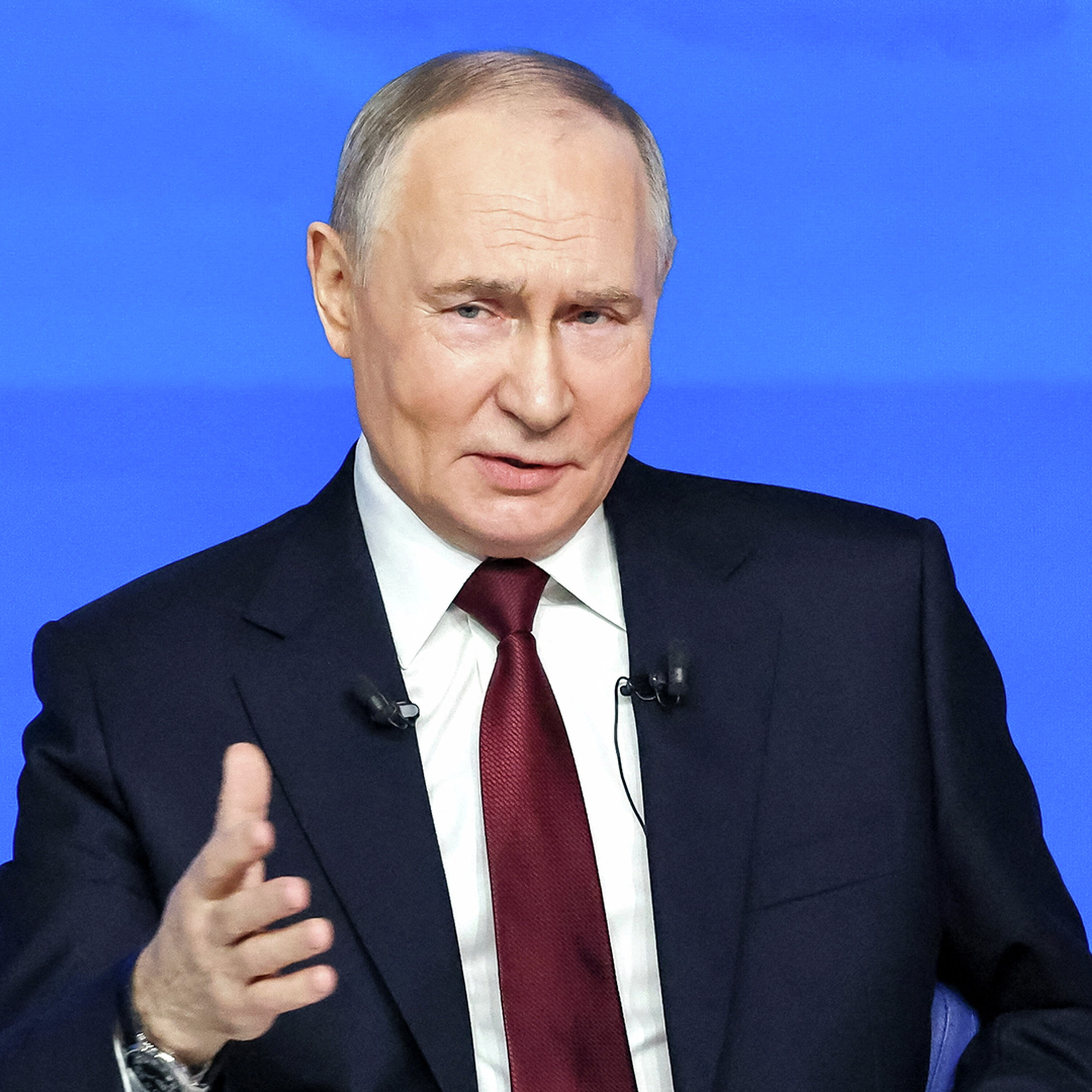 Putin labels EU ‘robbers’ over plan to use frozen Russian assets Putin labels EU ‘robbers’ over plan to use frozen Russian assets