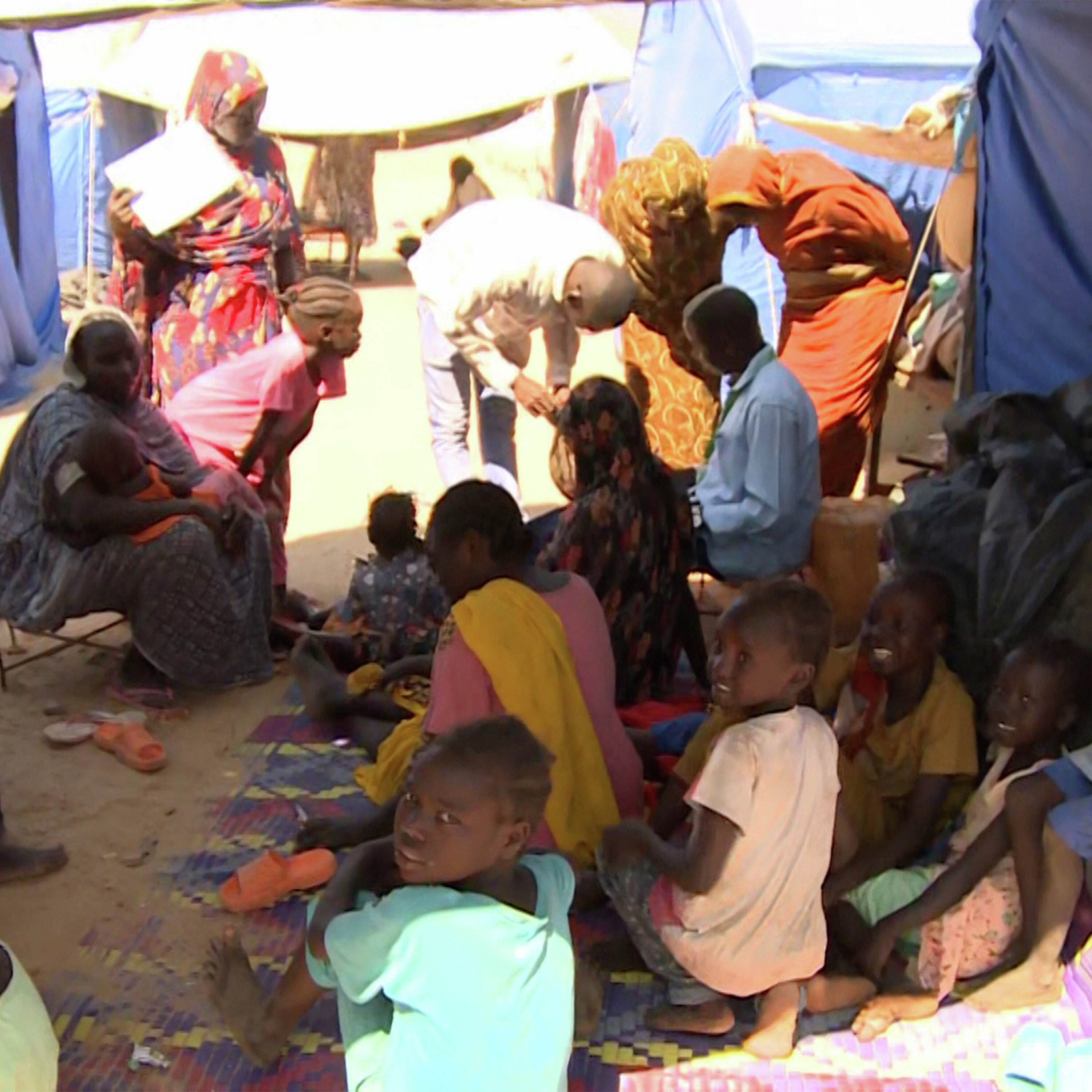 People sheltering at Sudan displacement camp say they ’pray for peace’ People sheltering at Sudan displacement camp say they ’pray for peace’