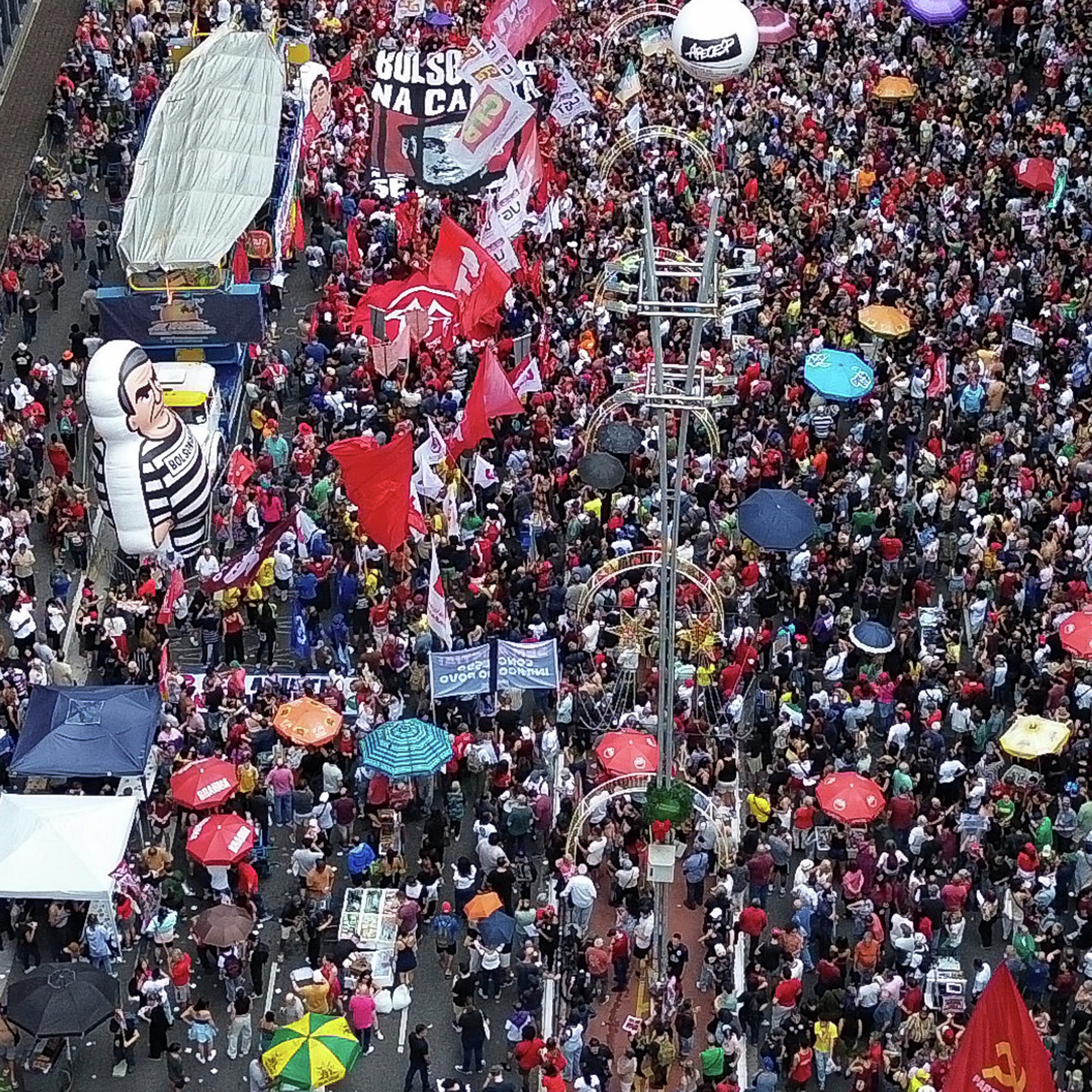 Thousands in Brazil protest Bolsonaro 'amnesty’ bill Thousands in Brazil protest Bolsonaro 'amnesty’ bill