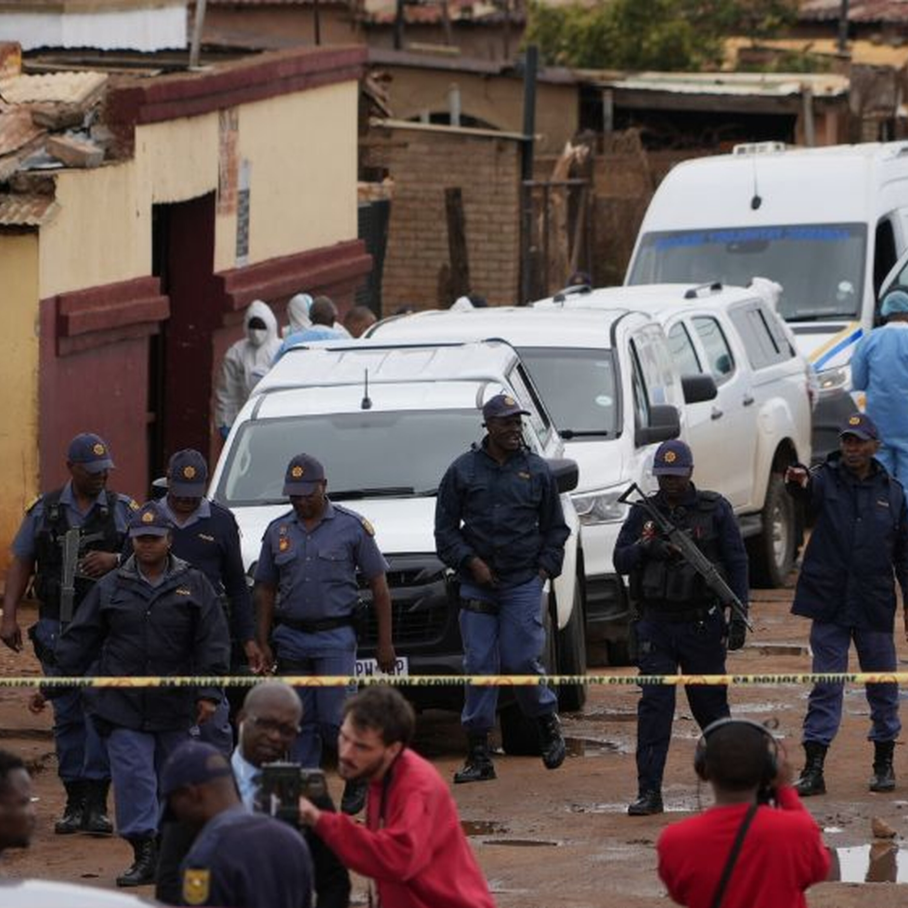 Manhunt under way after gunmen kill nine near South Africa’s Johannesburg Manhunt under way after gunmen kill nine near South Africa’s Johannesburg
