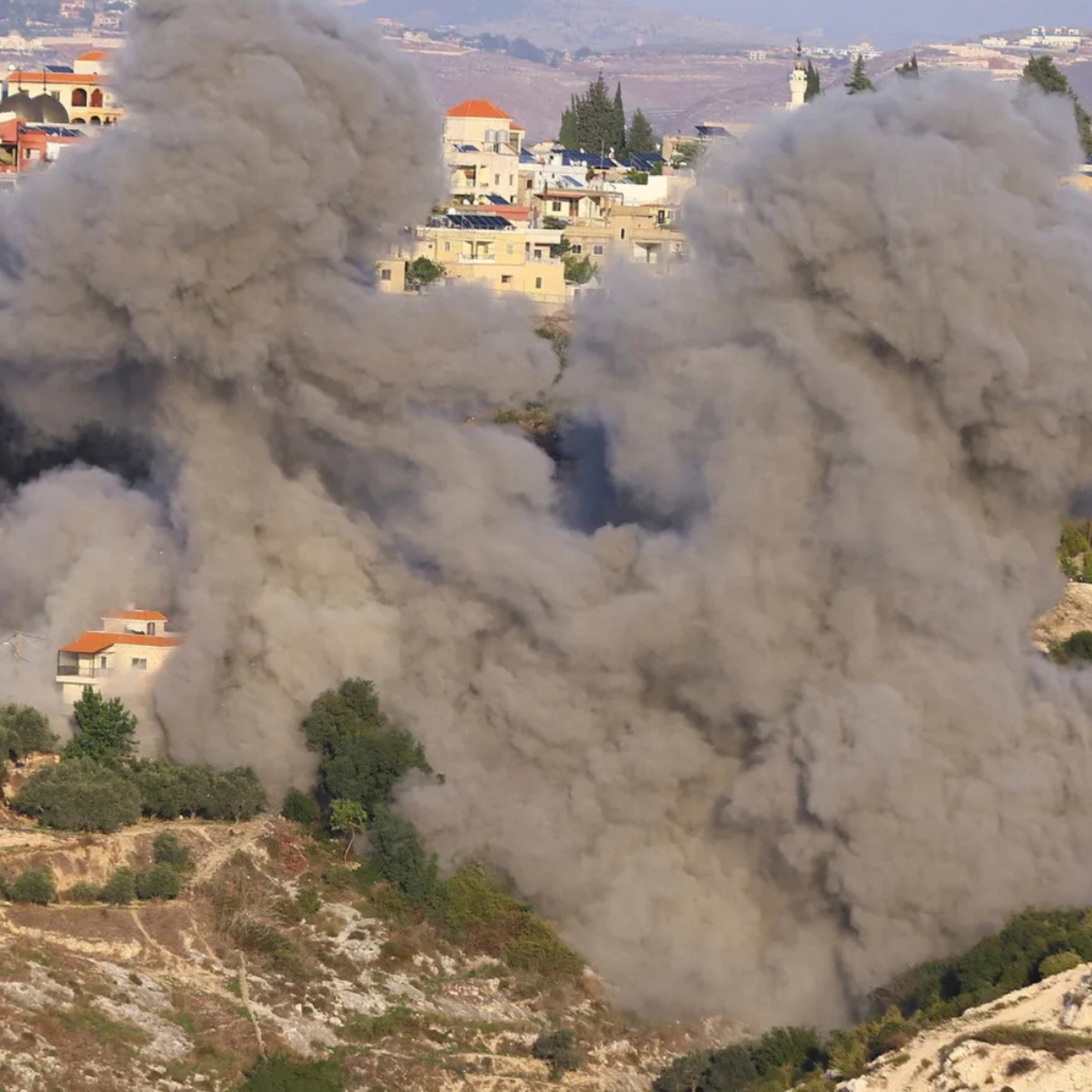 Lebanon ceasefire: Israel threatens to target homes in Lebanon's south Lebanon ceasefire: Israel threatens to target homes in Lebanon's south