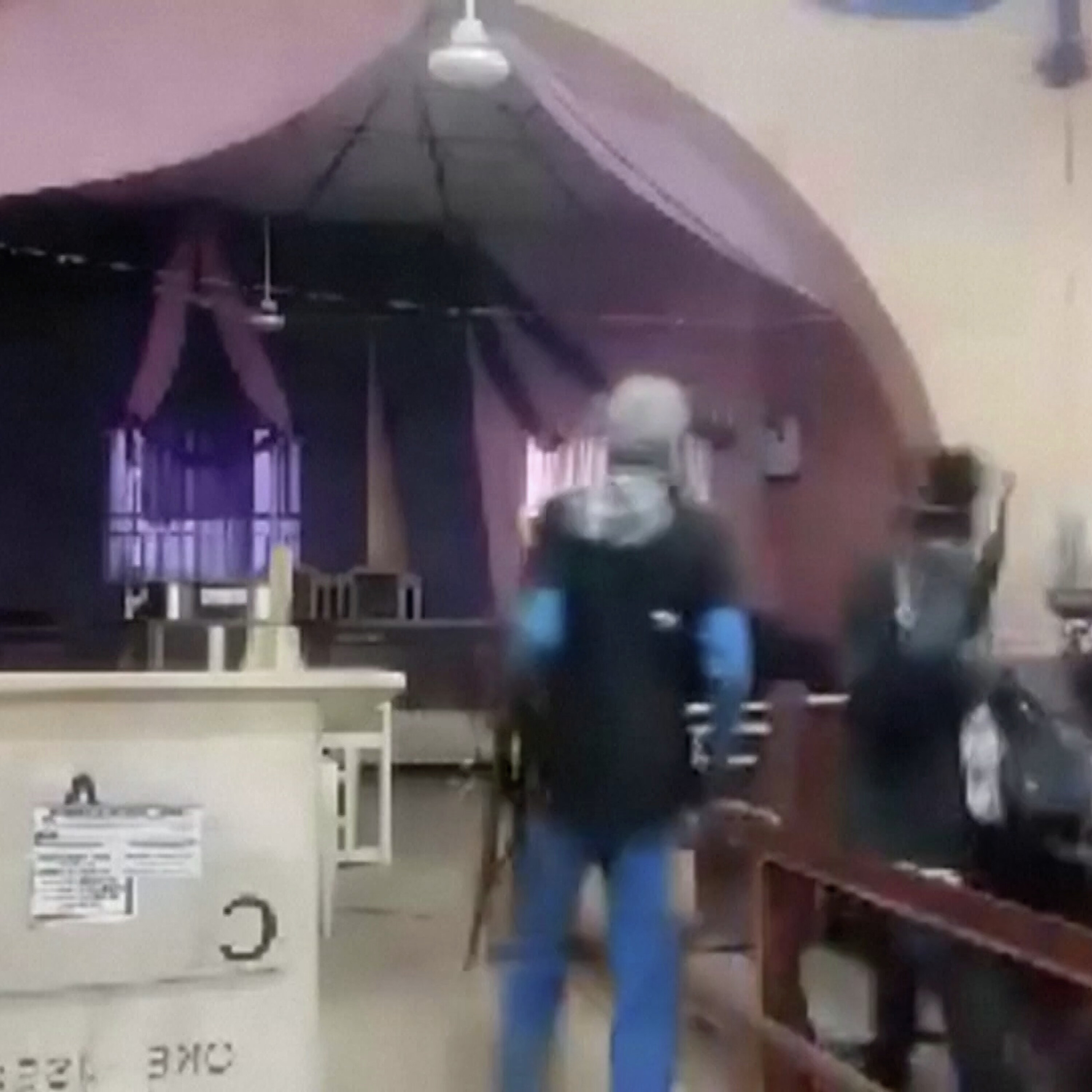 Gunmen attack Nigeria church, killing and kidnapping worshippers Gunmen attack Nigeria church, killing and kidnapping worshippers