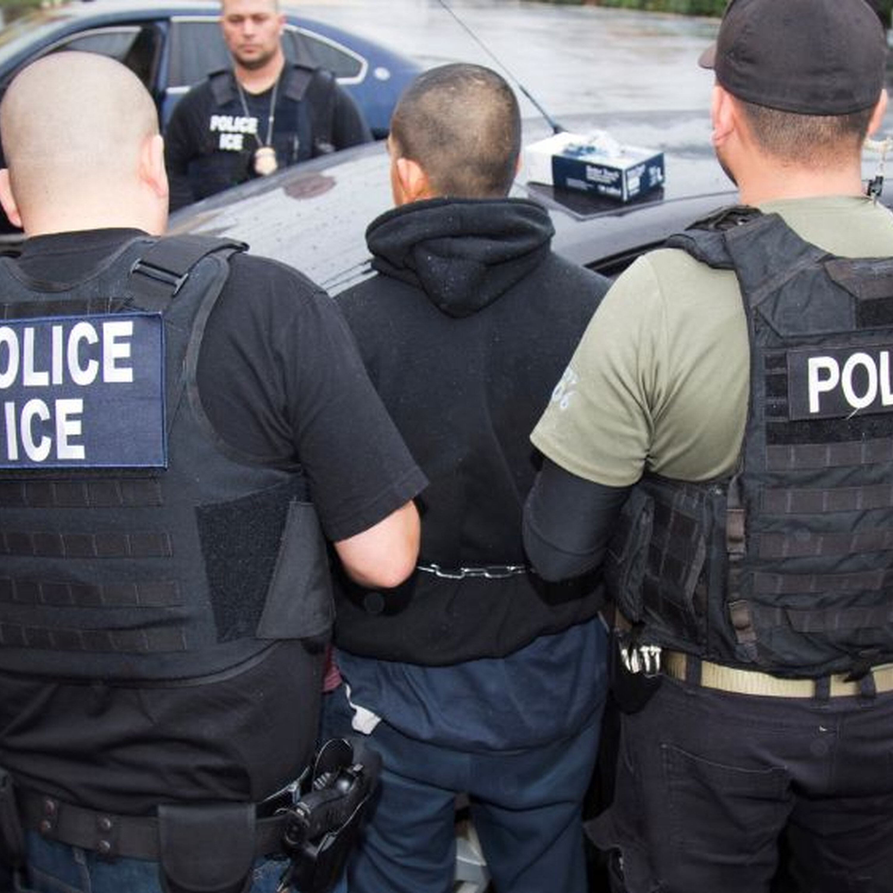 US immigration raids escalate as Trump drives nationwide deportation push US immigration raids escalate as Trump drives nationwide deportation push