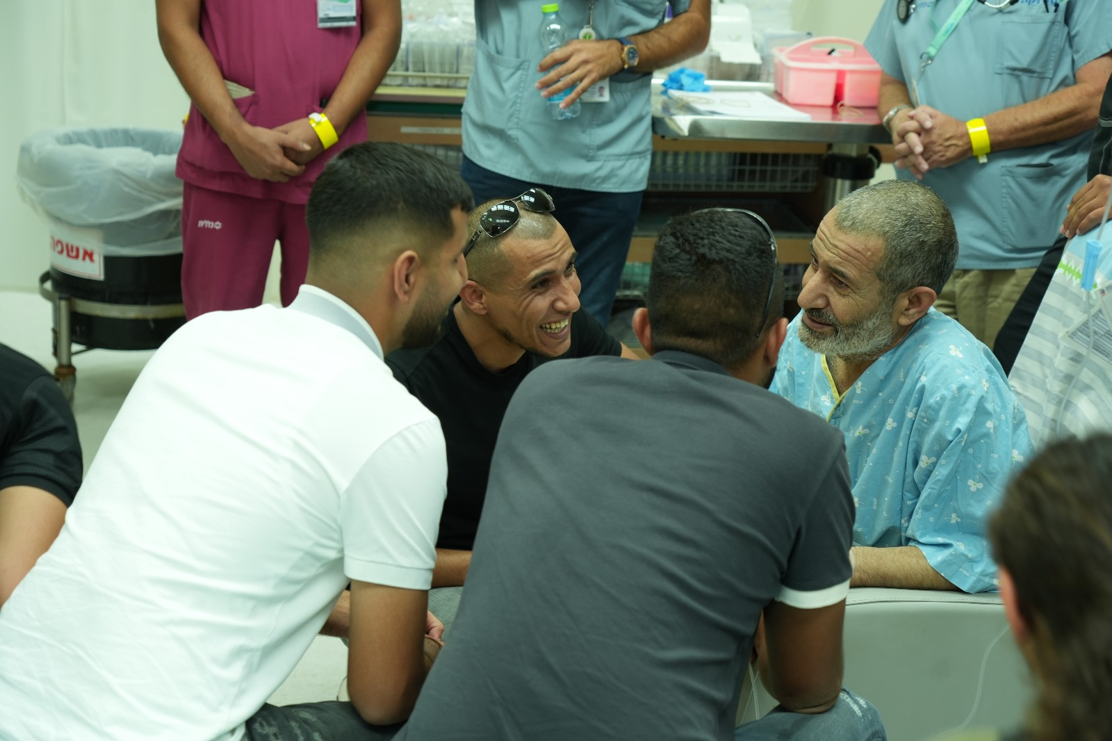 Day 327 - Country welcomes back rescued Bedouin hostage