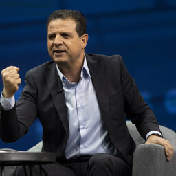 MK Odeh hits out at Arab servicemen during terror wave. Why?