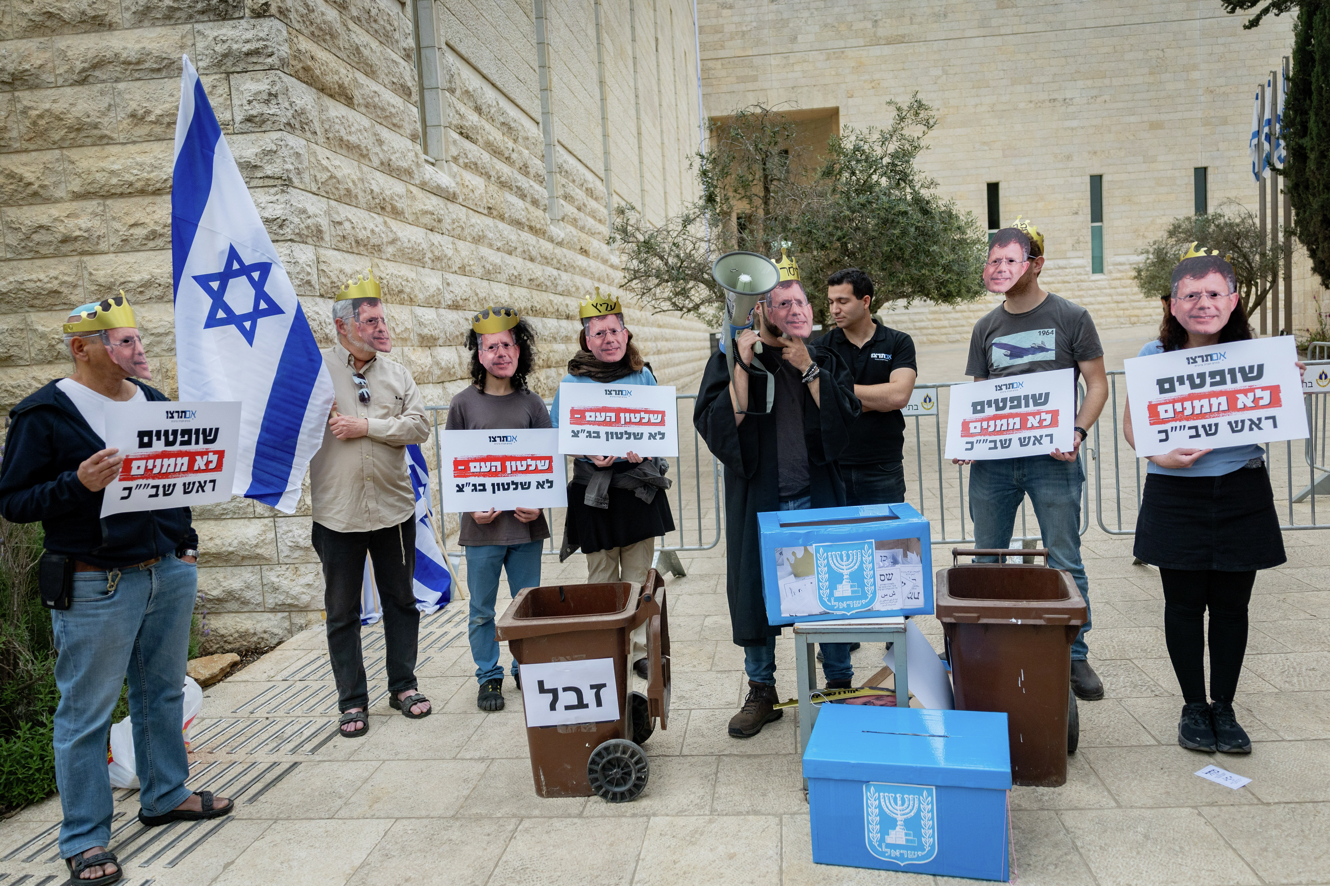 Day 551 - After chaos in court, a stay on Shin Bet head's dismissal