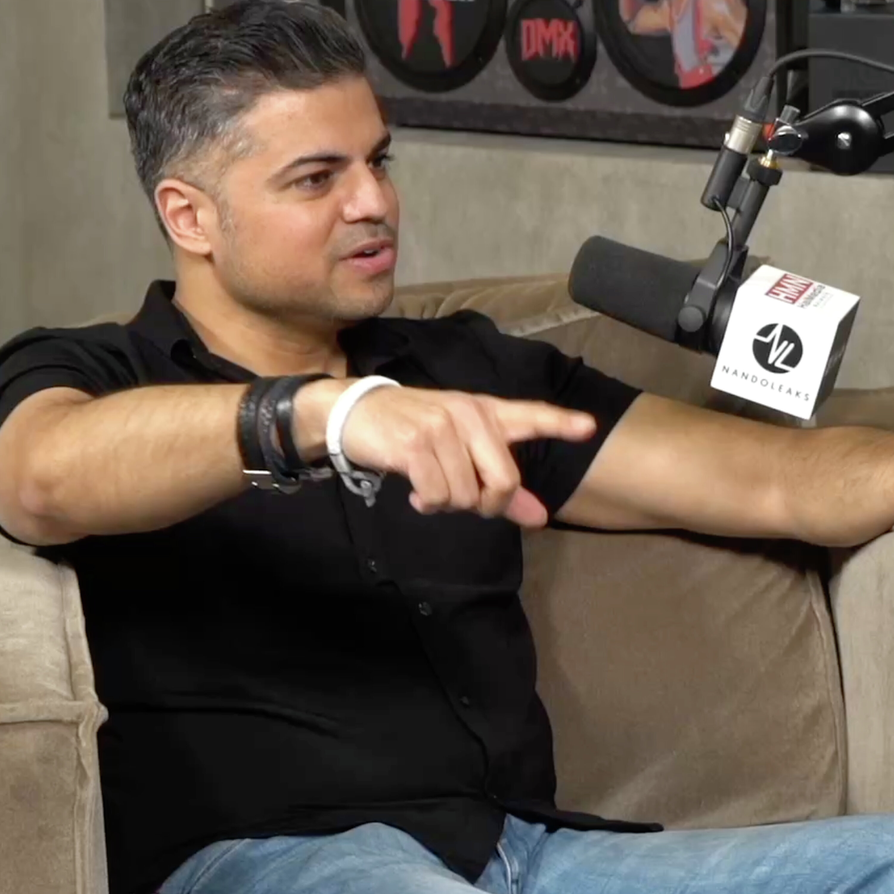 Rayen Panday eerlijk over Dave Chappelle ontmoeting, Gevecht op Schiphol, Michael Jackson, Stars On Stage en Theatershow Grip episode artwork