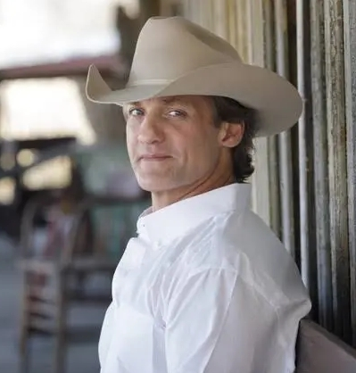 90's Country Artist Wade Hayes is Coming to East TN This Week!