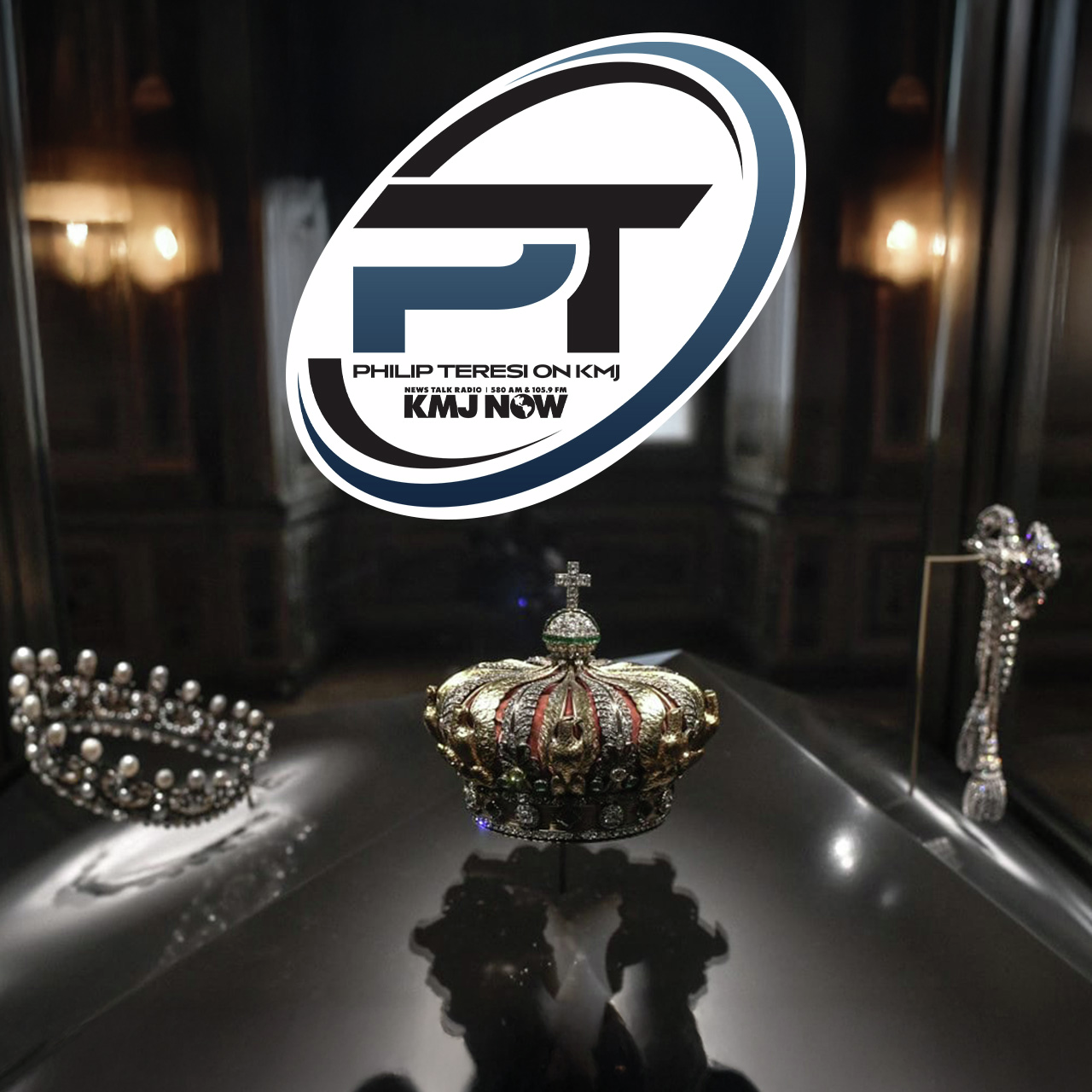 Heist Of 'Priceless' Jewelry At Louvre In Paris