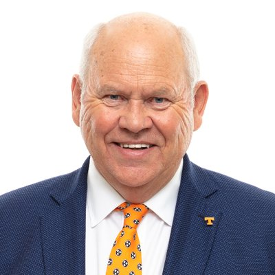 Coach Phillip Fulmer talks his Golf Tournament and A.I. with Hallerin