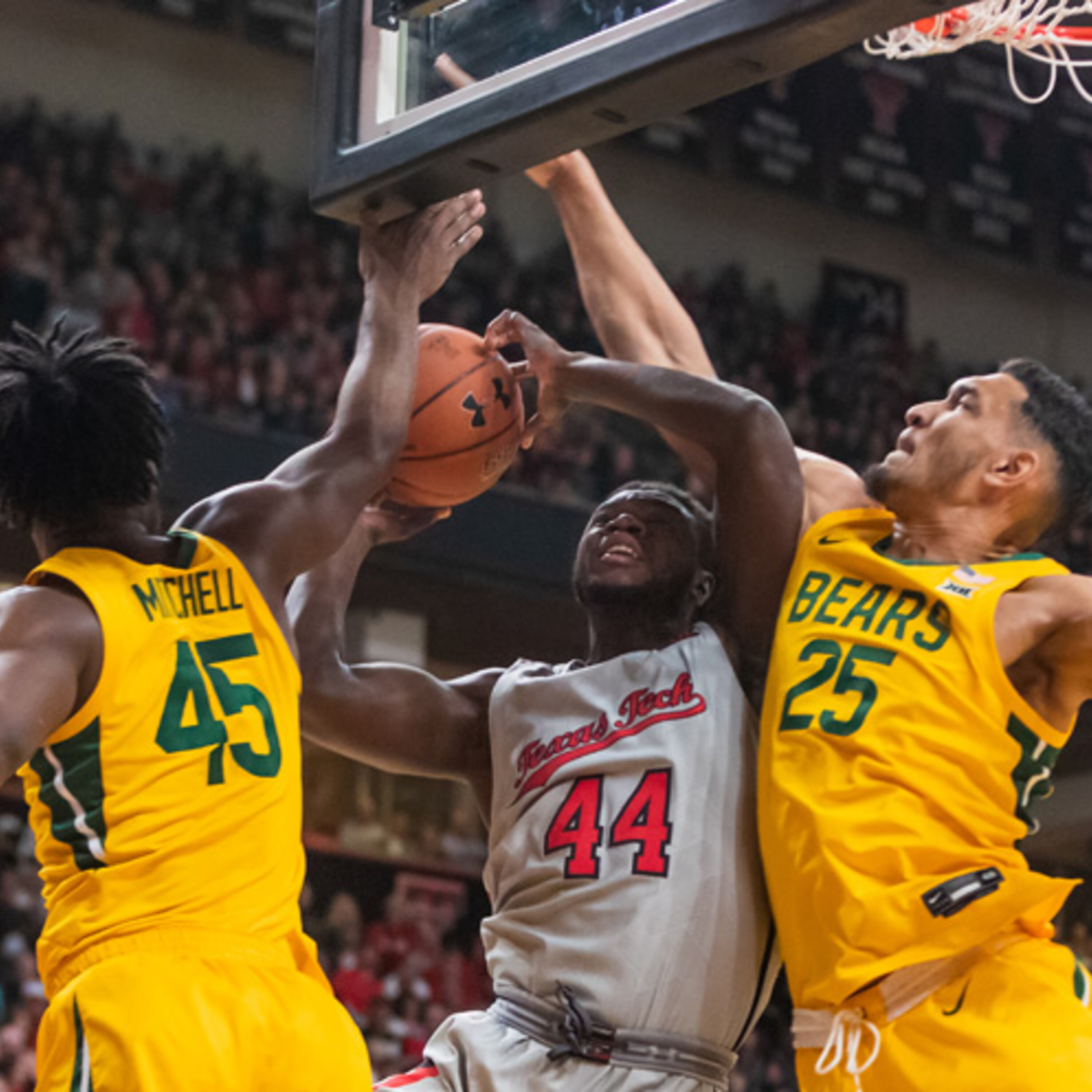 Highlights: Baylor outslugs Texas Tech 57-52